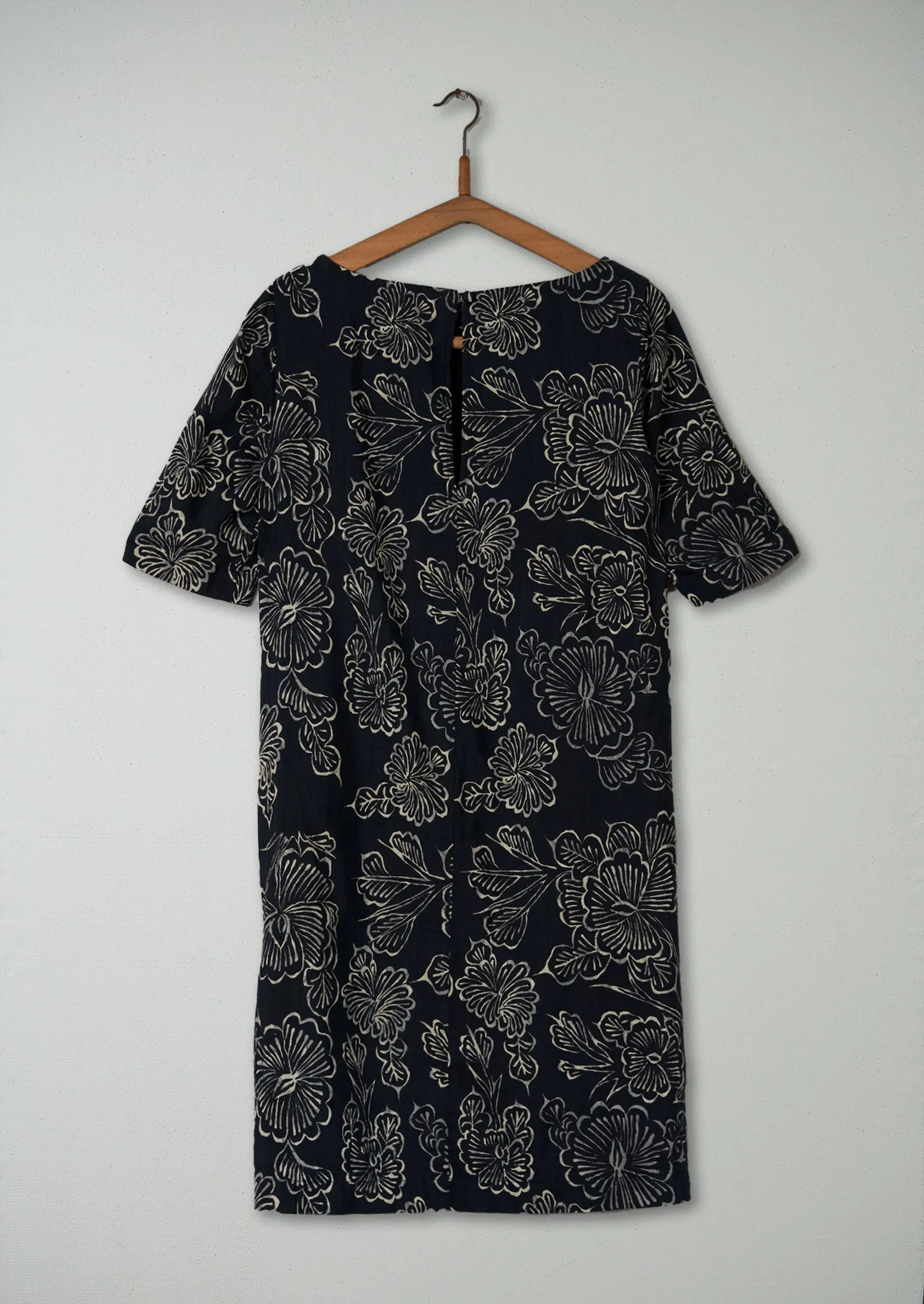 Reworn Batik Print Dress Size 10 (514) | Multi sold by TOAST product image thumbnail 2