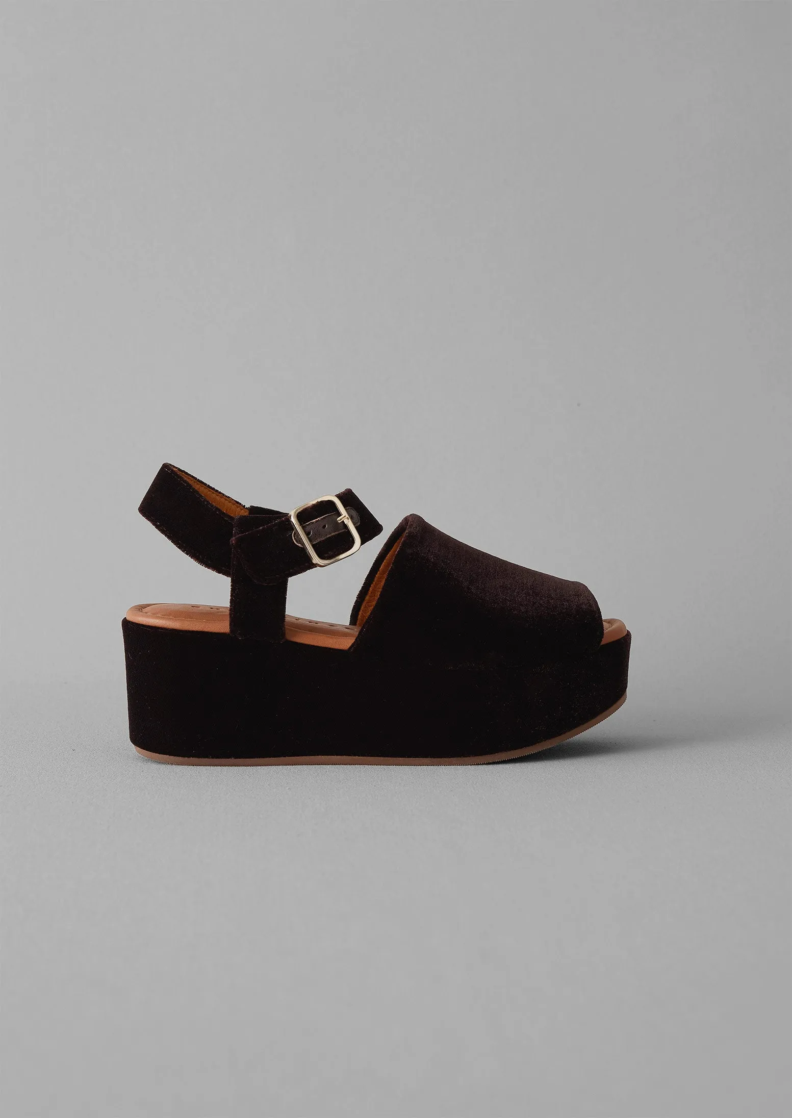 Chie Mihara Velvet Platform Shoes | Chocolate sold by TOAST product image thumbnail 2