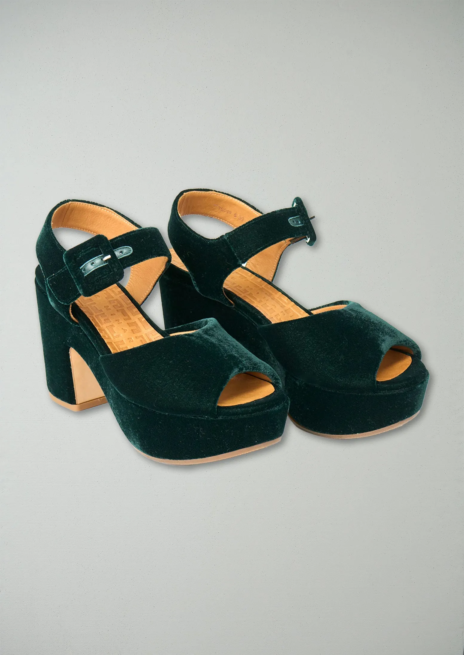 Reworn Chie Mihara Platform Shoes Size 39 (098) | Dark Green sold by TOAST