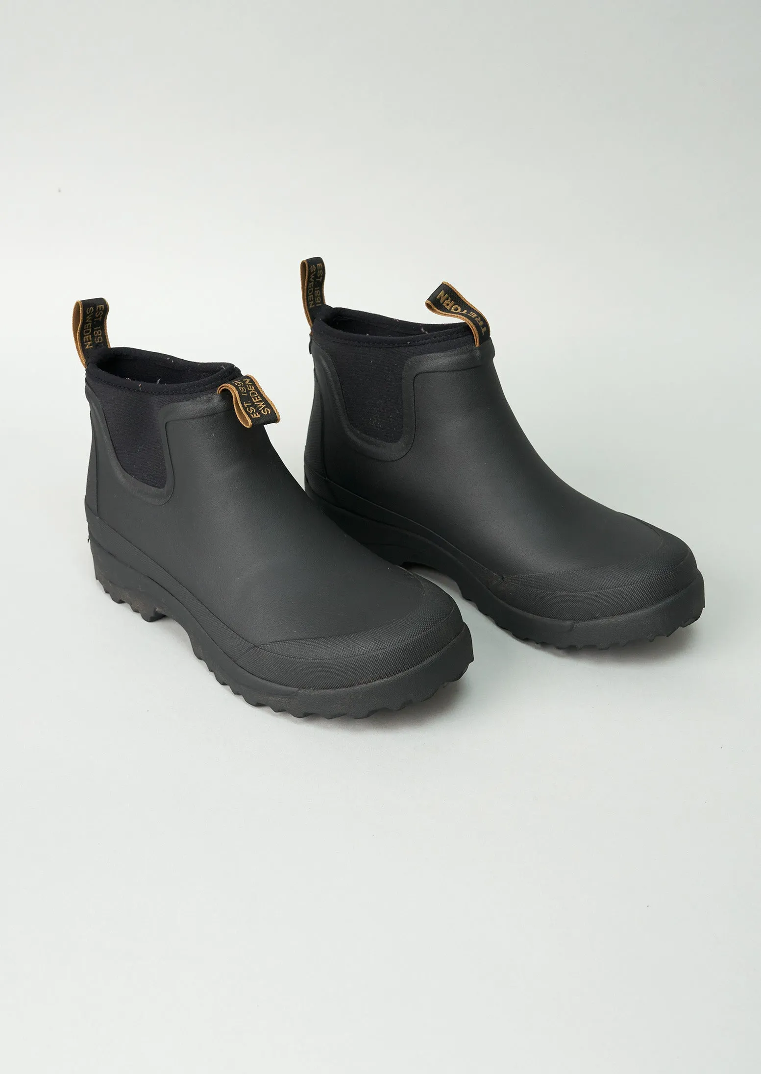 Reworn Tretorn Boots Size 40 (054) | Black sold by TOAST