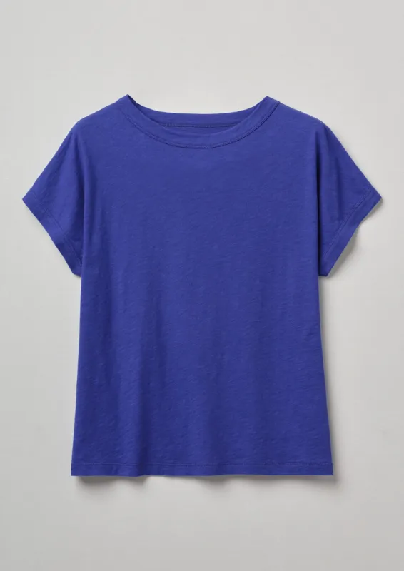 Alda Easy Tee | Delft Blue sold by TOAST