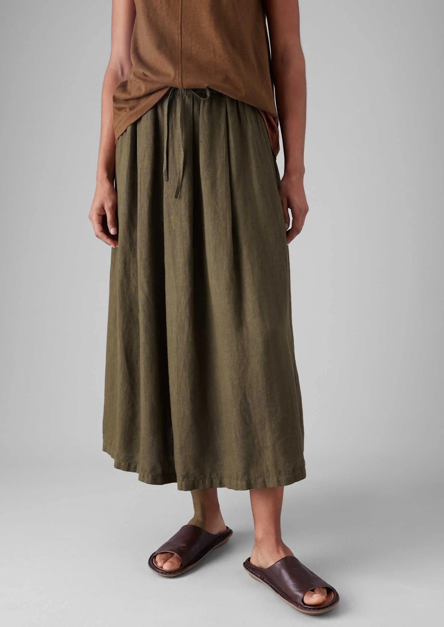 Garment Dyed Linen Skirt | Pear sold by TOAST product image thumbnail 2