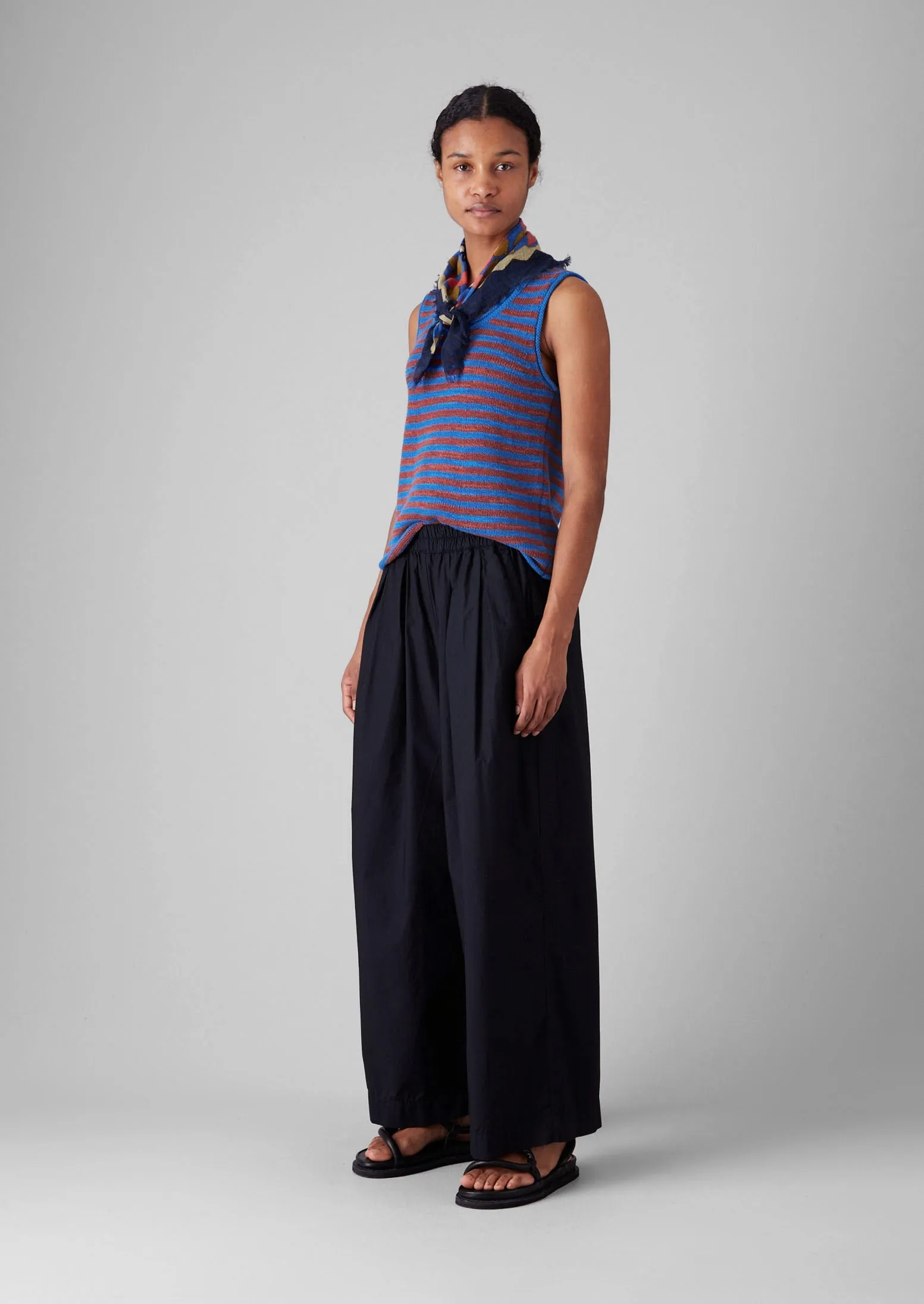 Pleated Cotton Poplin Pull On Trousers | Ink sold by TOAST product image thumbnail 2