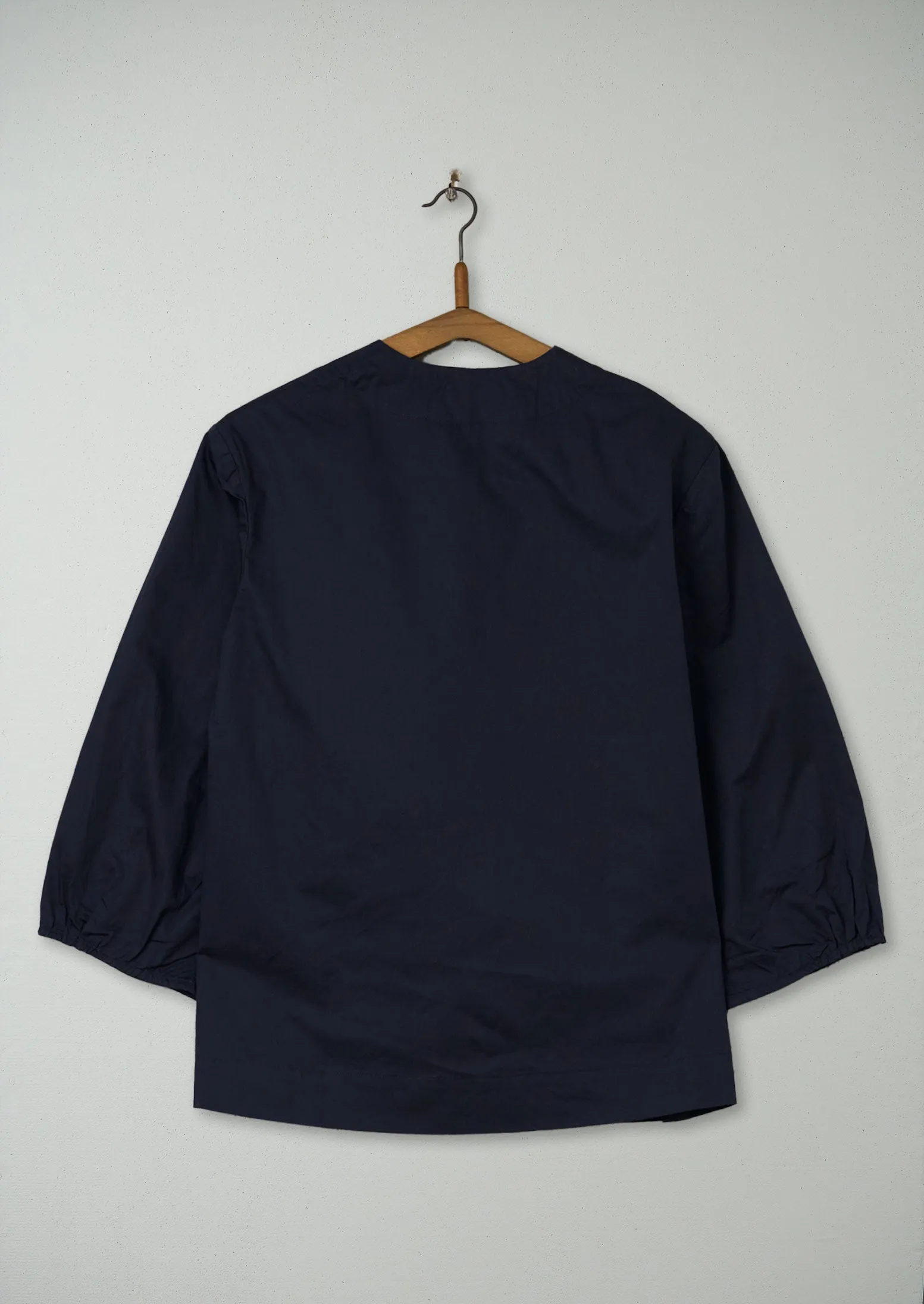 Reworn Gathered Cuff Poplin Top Size 8 (429) | Storm Blue sold by TOAST product image thumbnail 3