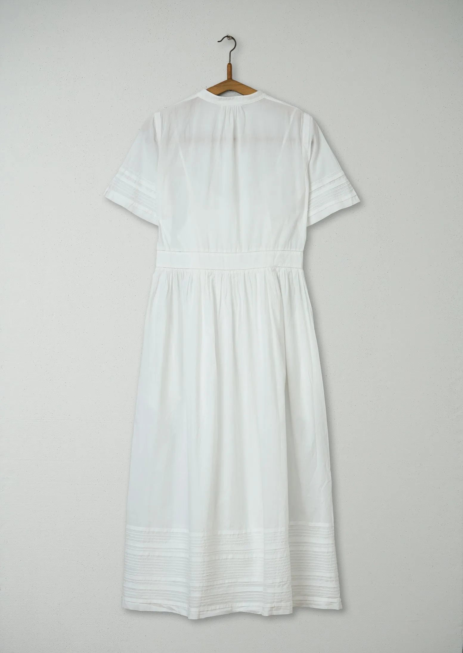 Reworn Pin Tuck Shirt Dress Size 6 (825) | White sold by TOAST product image thumbnail 2