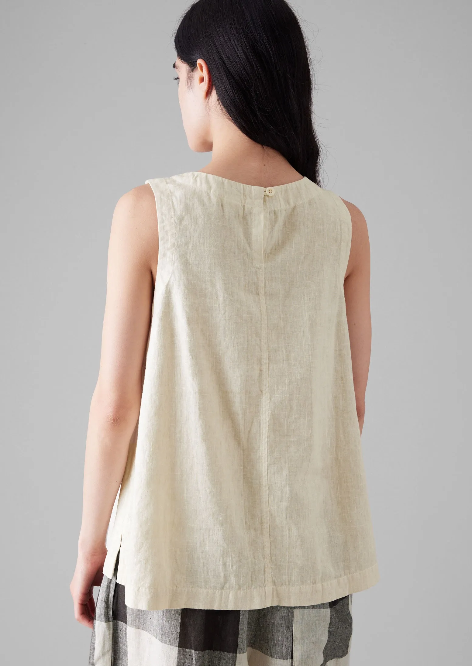 Garment Dyed Linen V-Neck Tank | Oat sold by TOAST product image thumbnail 3