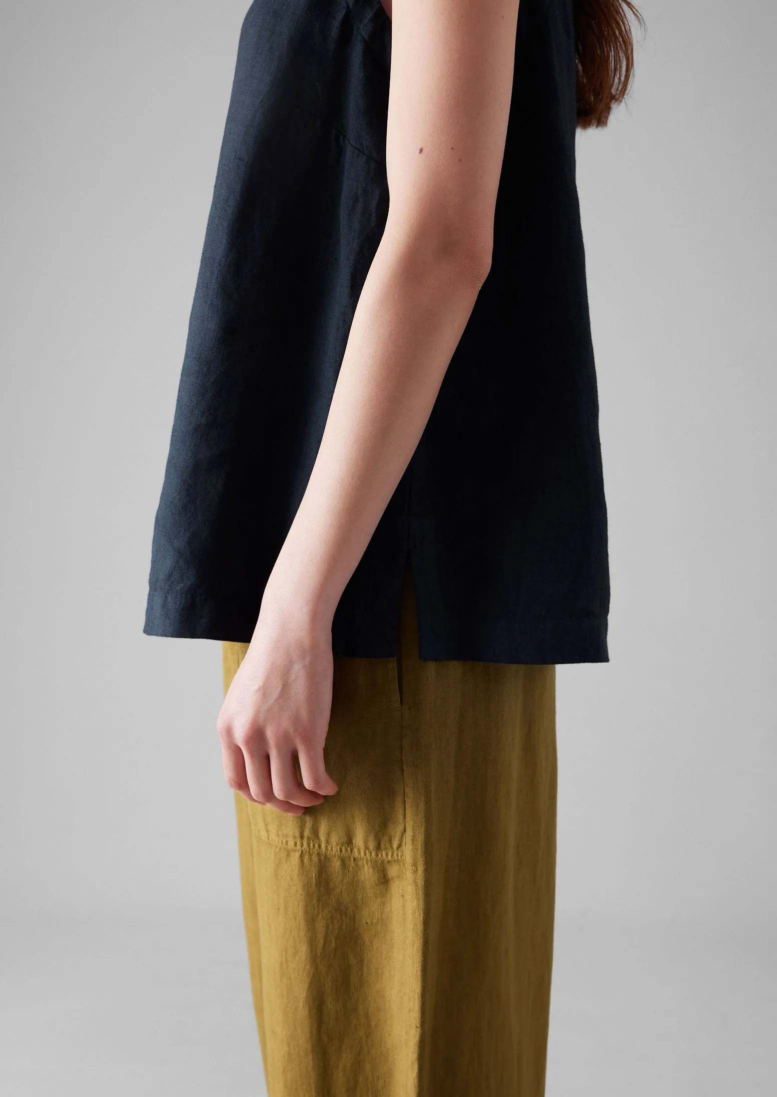 Garment Dyed Linen V-Neck Tank | Midnight sold by TOAST product image thumbnail 5