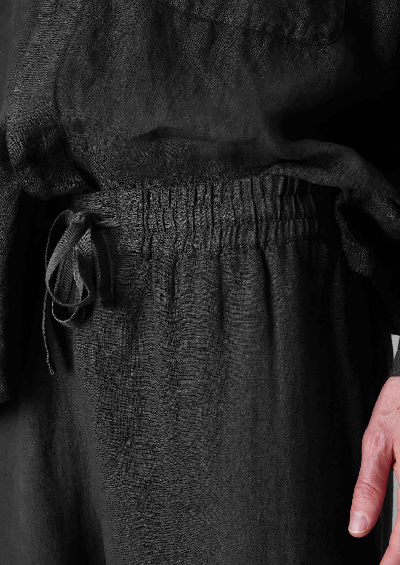 Garment Dyed Linen Drawstring Trousers | Black Pepper sold by TOAST product image thumbnail 4