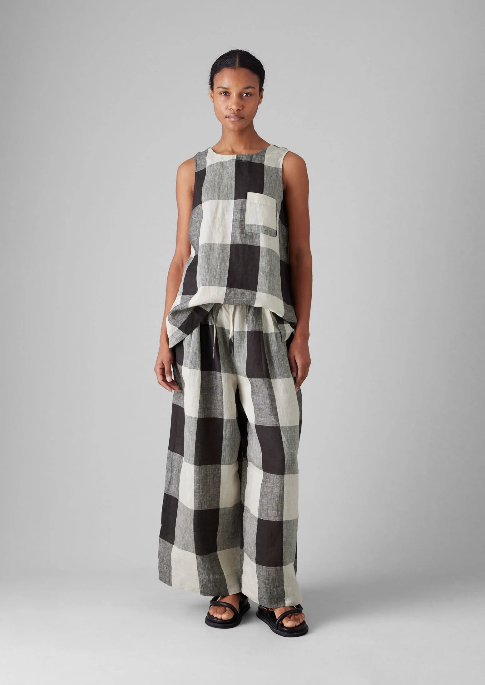 Macro Gingham Lightweight Linen Trousers | Ecru/Charcoal sold by TOAST product image thumbnail 5