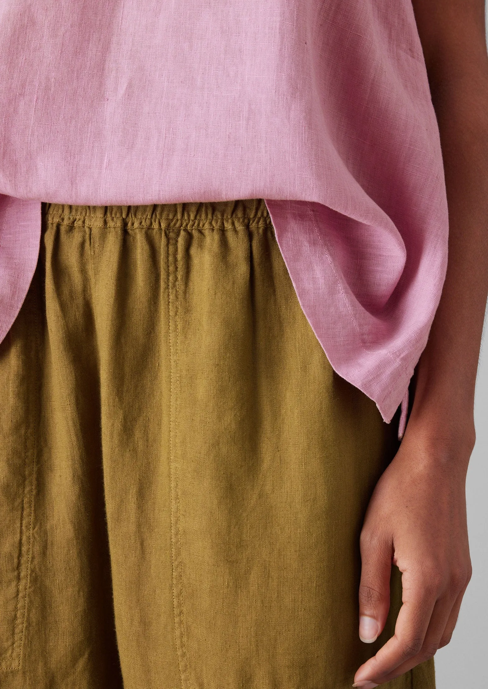 Garment Dyed Lightweight Linen Barrel Leg Trousers | Durian Green sold by TOAST product image thumbnail 4