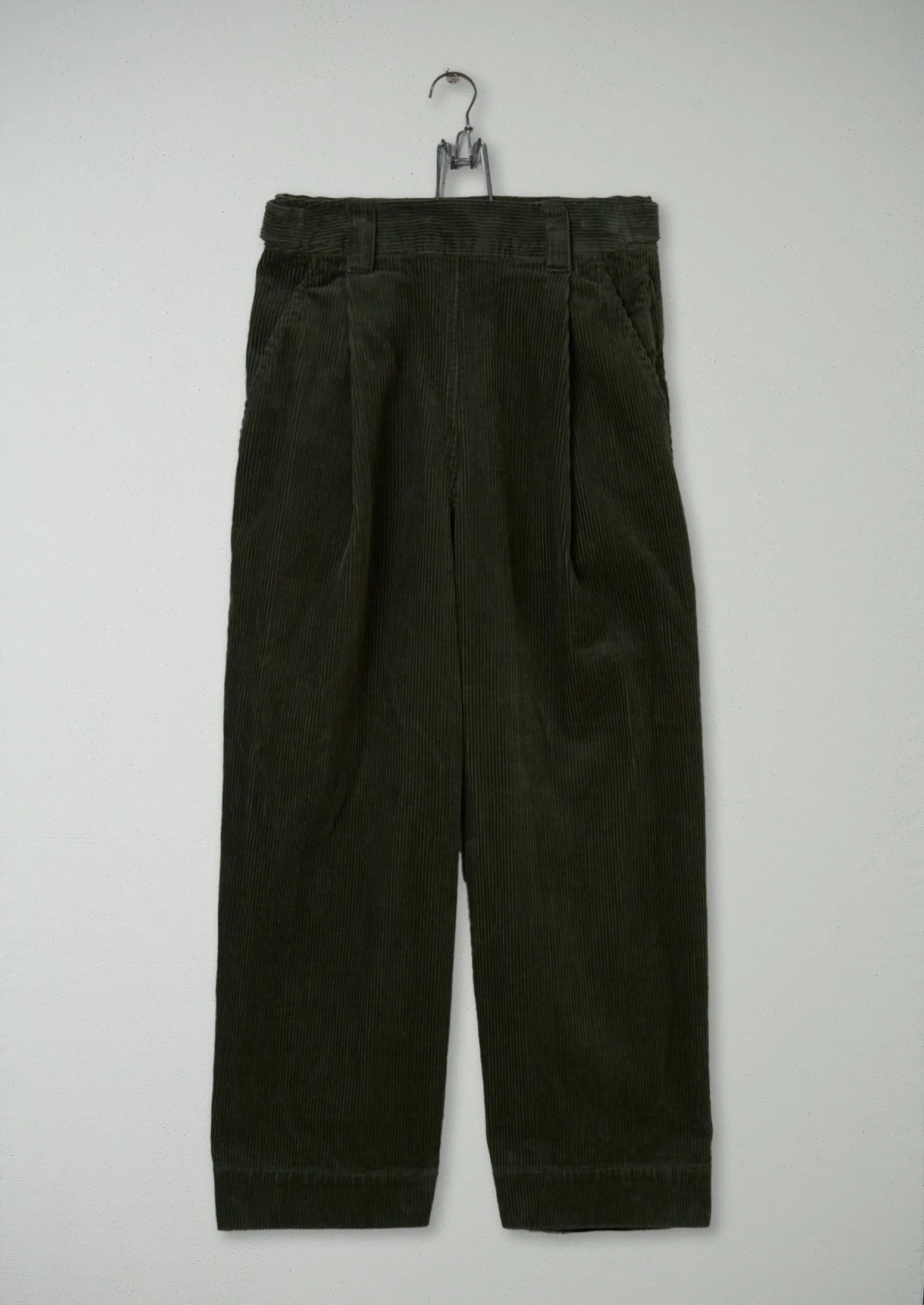 Reworn Organic Cord Pleat Front Trousers Size 8 (546) | Seaweed sold by TOAST