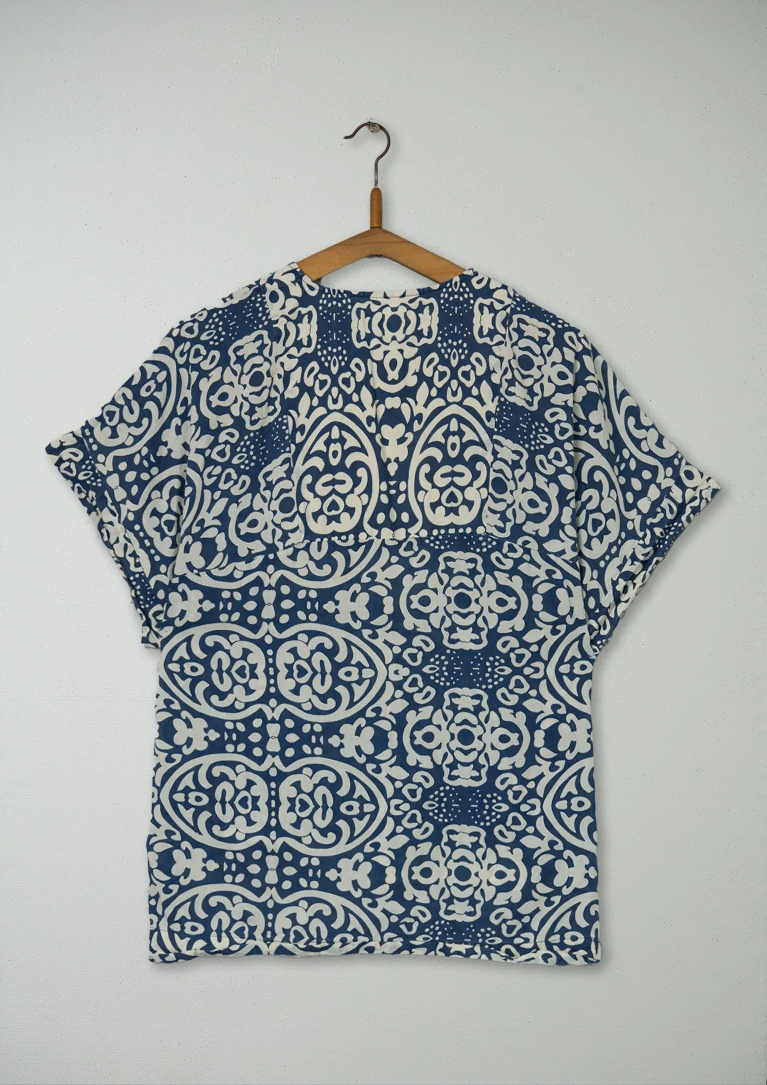 Reworn Batik Print Top Size 8 (554) | Multi sold by TOAST product image thumbnail 2