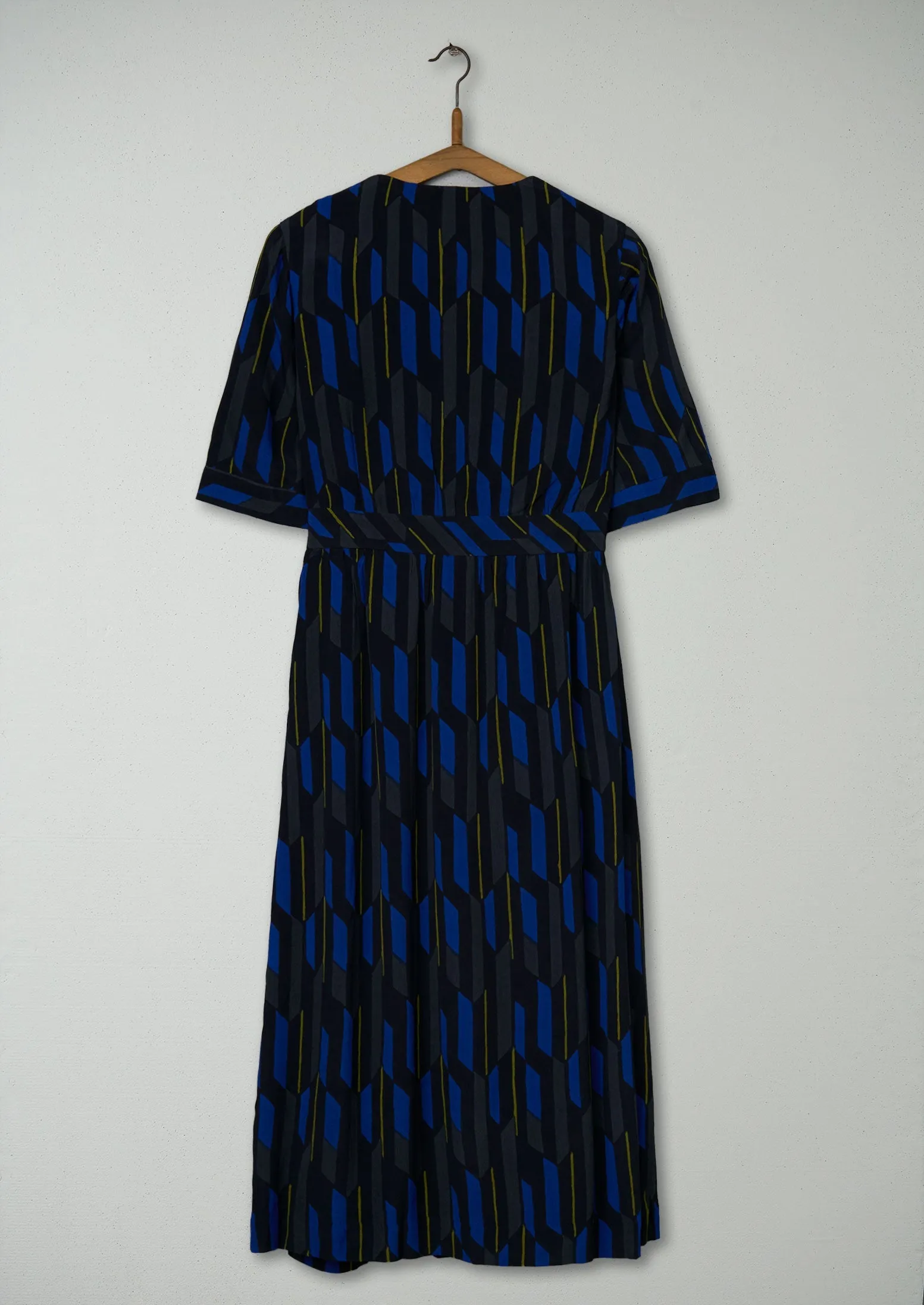 Reworn Geo Print Dress Size 6 (946) | Multi sold by TOAST product image thumbnail 2
