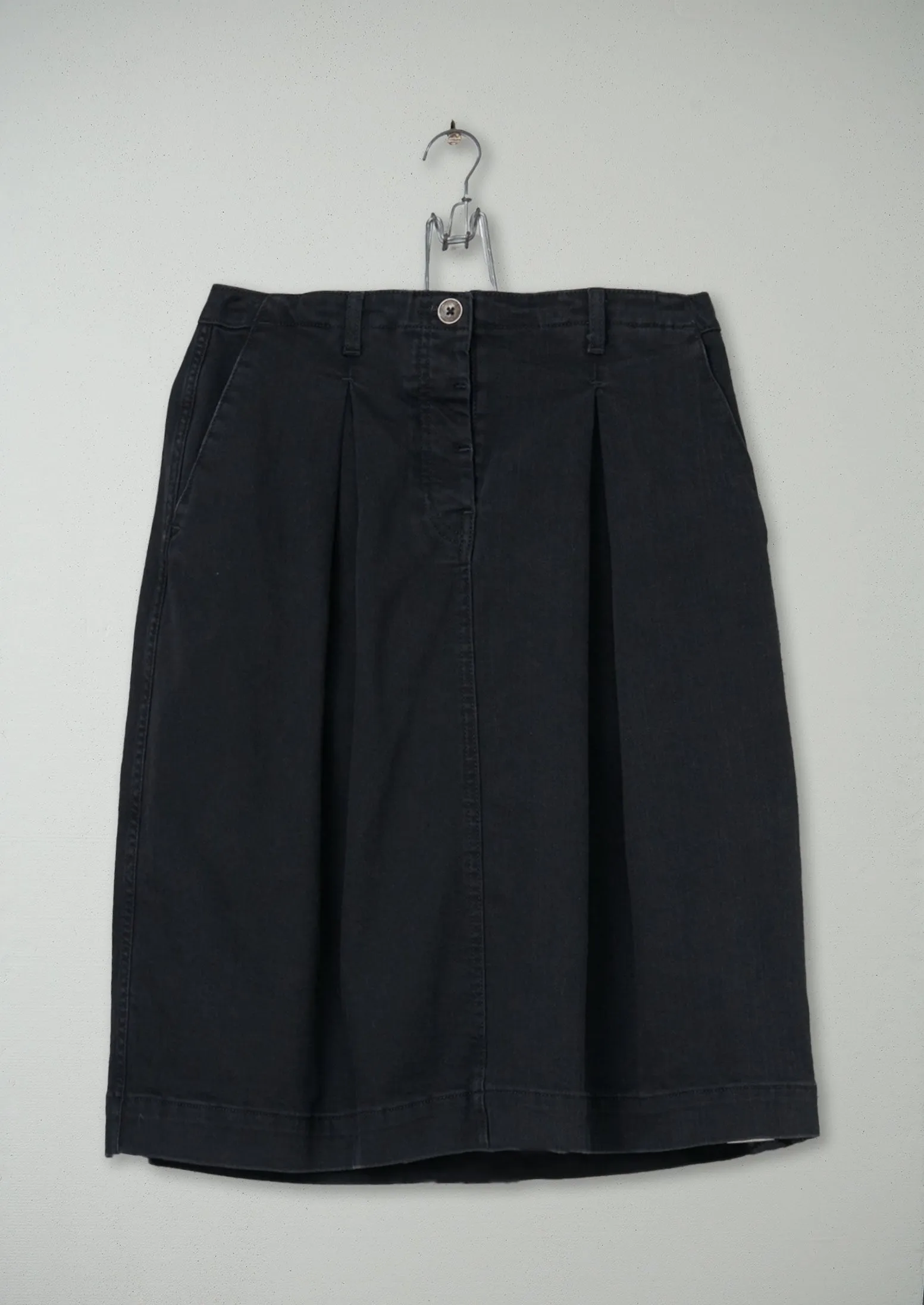 Reworn Denim Pleat Front Skirt Size 10 (167) | Black sold by TOAST