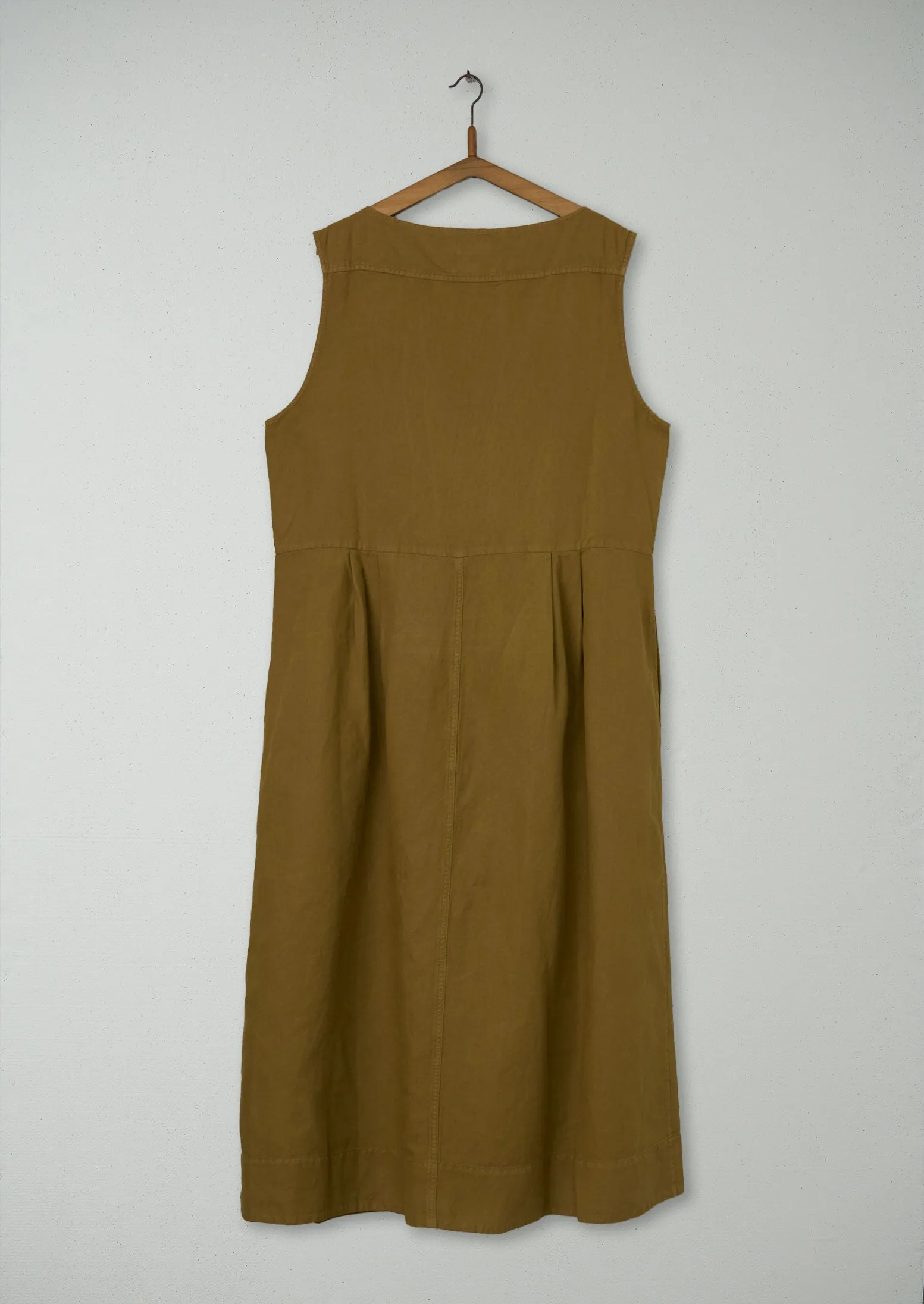 Reworn Linen Cotton Sleeveless Dress Size 18 (1051) | Walnut sold by TOAST product image thumbnail 2