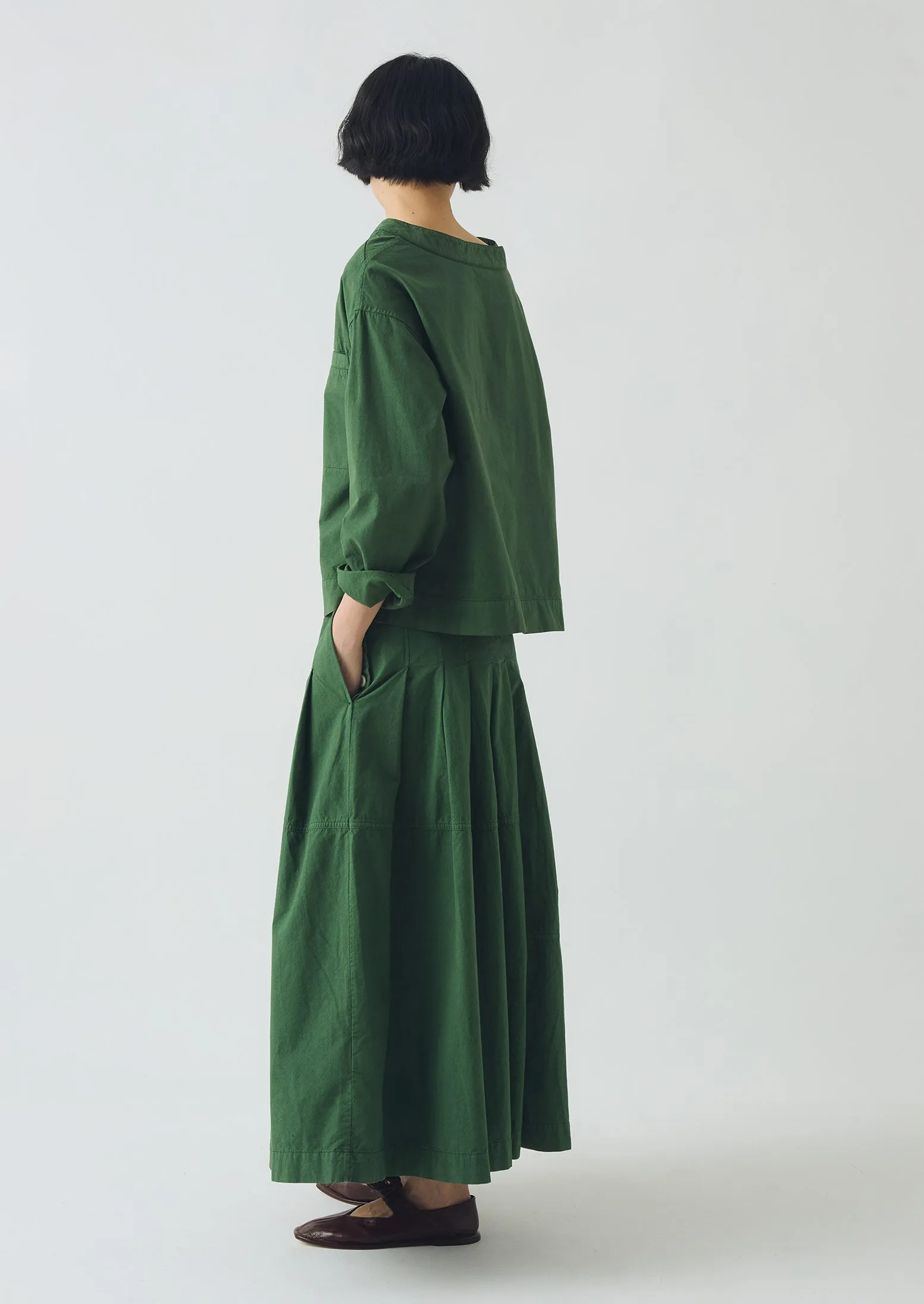 Cotton Linen Poplin Smock Top | Forest Green sold by TOAST product image thumbnail 2