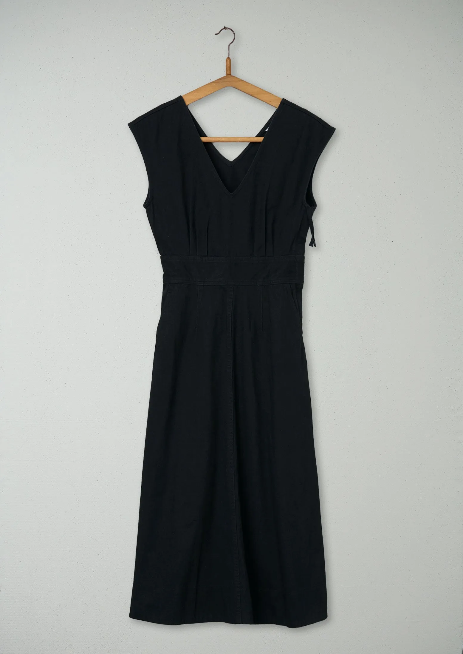 Reworn Brushed Sateen V Neck Dress Size 6 (943) | Soft Black sold by TOAST