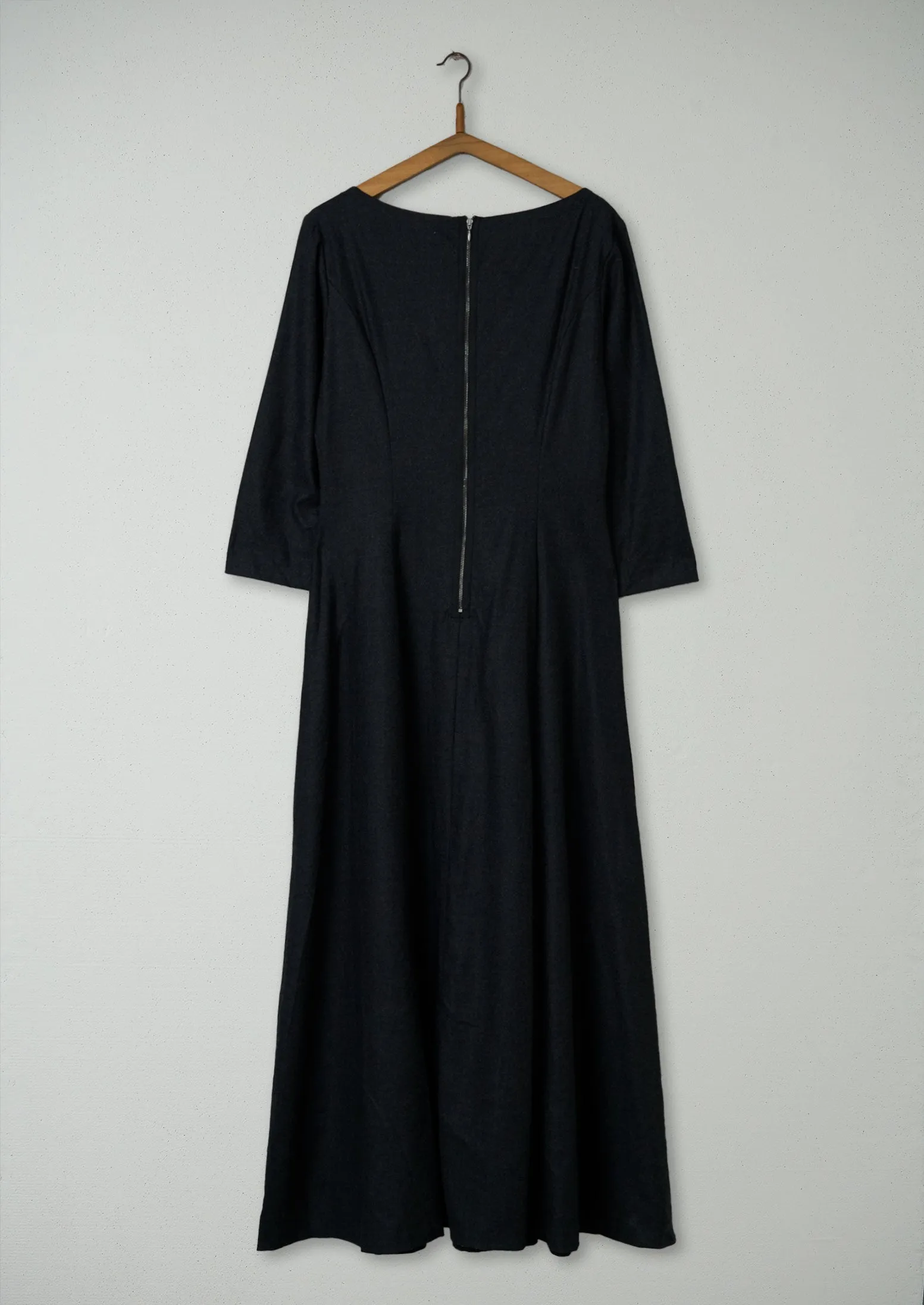 Reworn Wool Maxi Dress Size 14 (861) | Charcoal sold by TOAST product image thumbnail 2