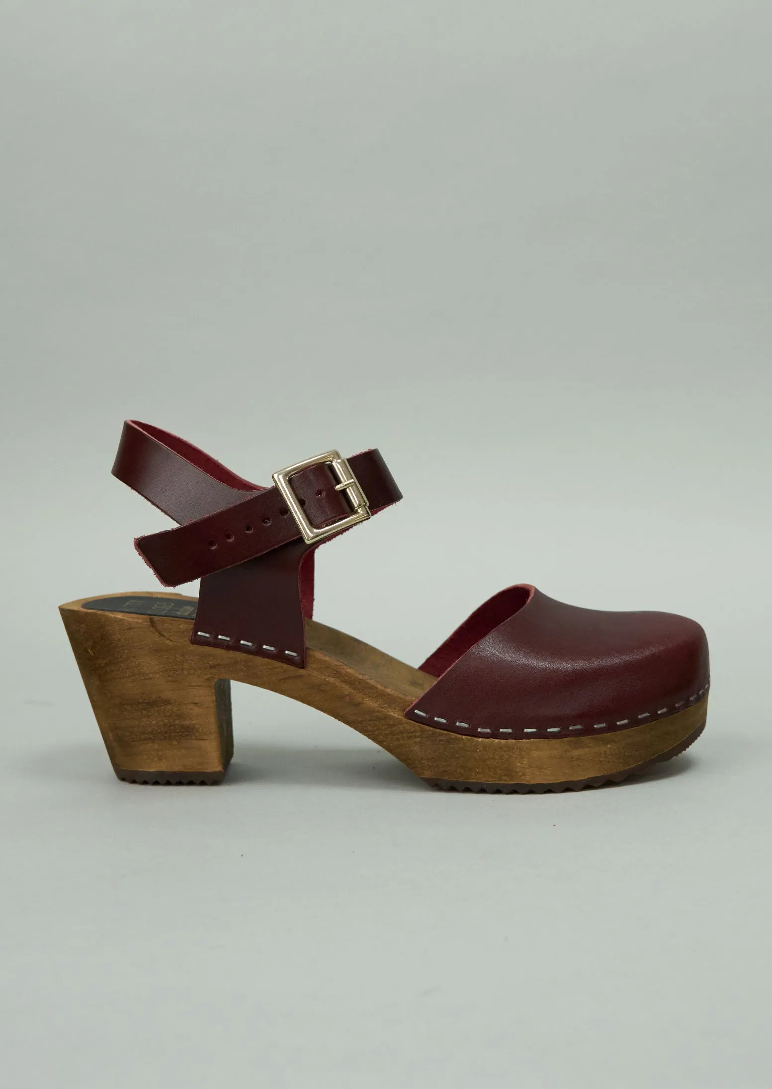 Reworn Kitty Clogs Heeled Clogs Size 38 (362) | Garnet sold by TOAST product image thumbnail 2