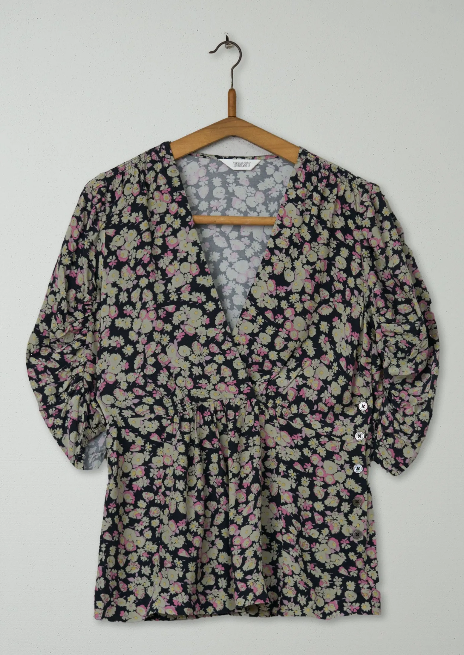 Reworn Floral Print Top Size 6 (620) | Multi sold by TOAST