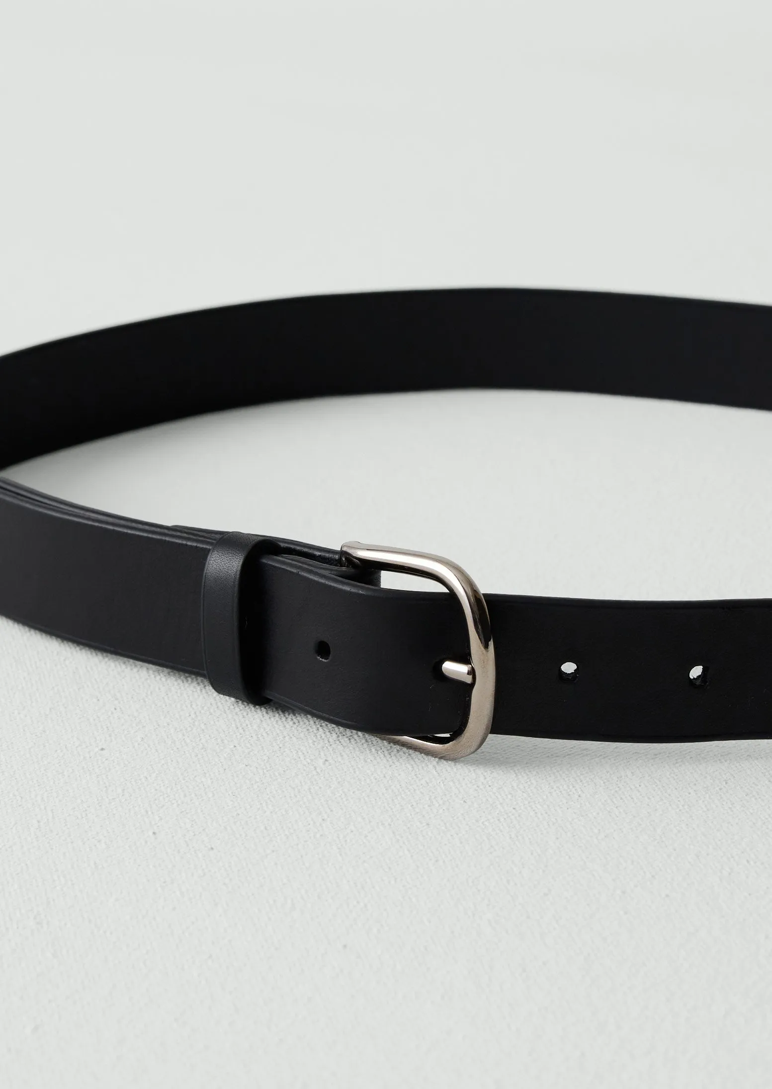 Laperruque Leather Buckle Belt | Black sold by TOAST product image thumbnail 2