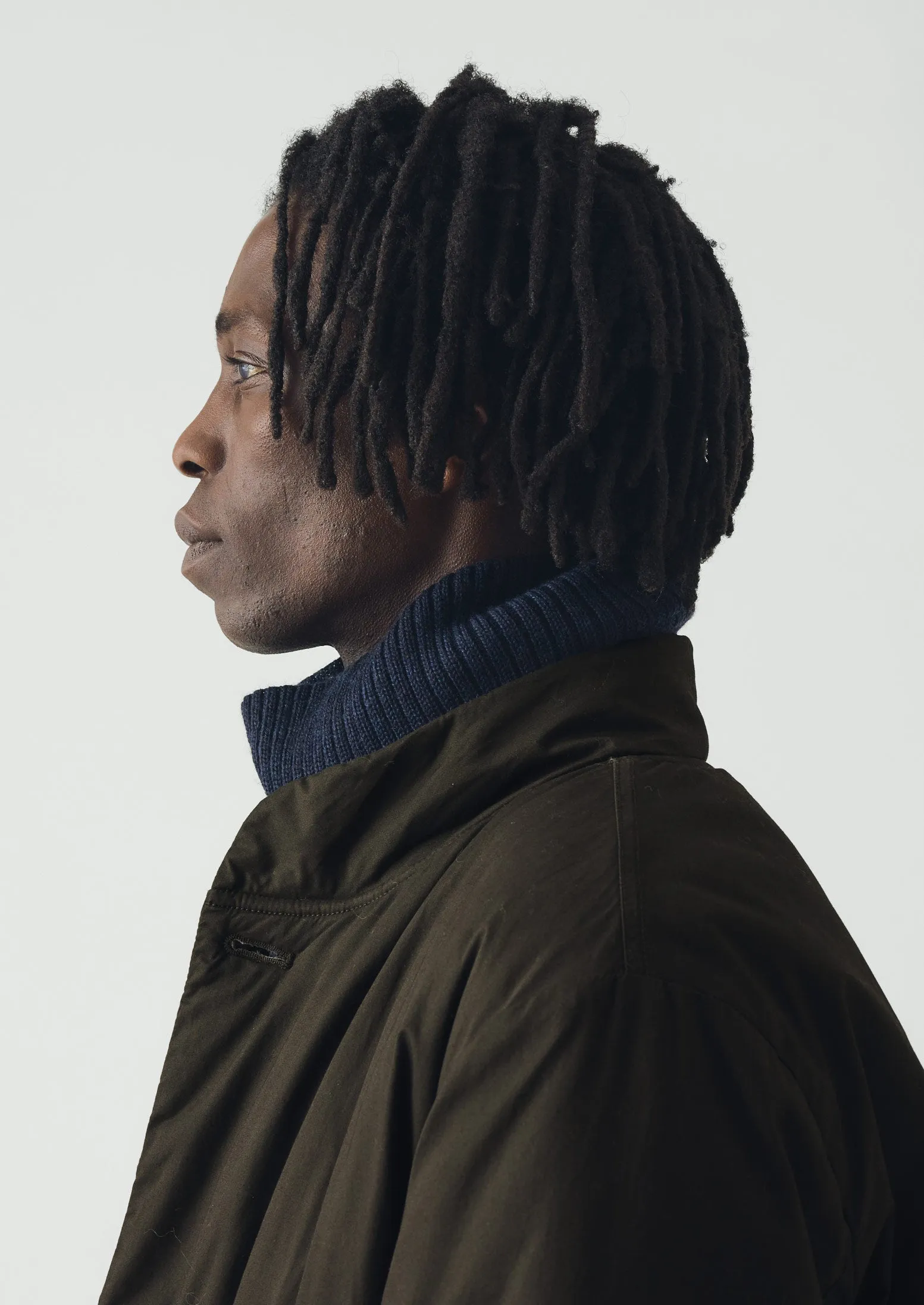 Rototo Merino Seamless Snood | Navy sold by TOAST product image thumbnail 3