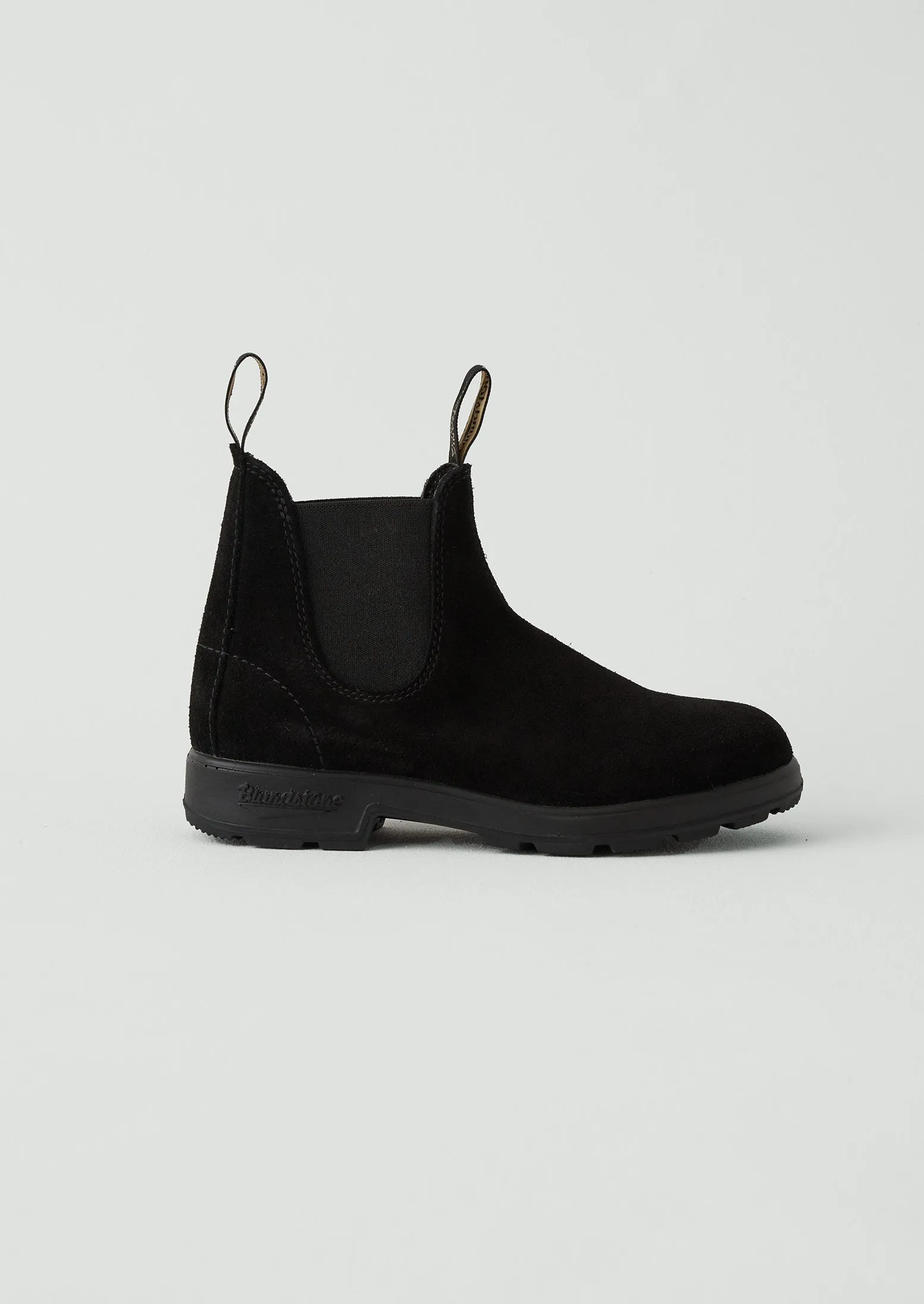 Blundstone Originals Waxed Suede Chelsea Boots | Black sold by TOAST product image thumbnail 2