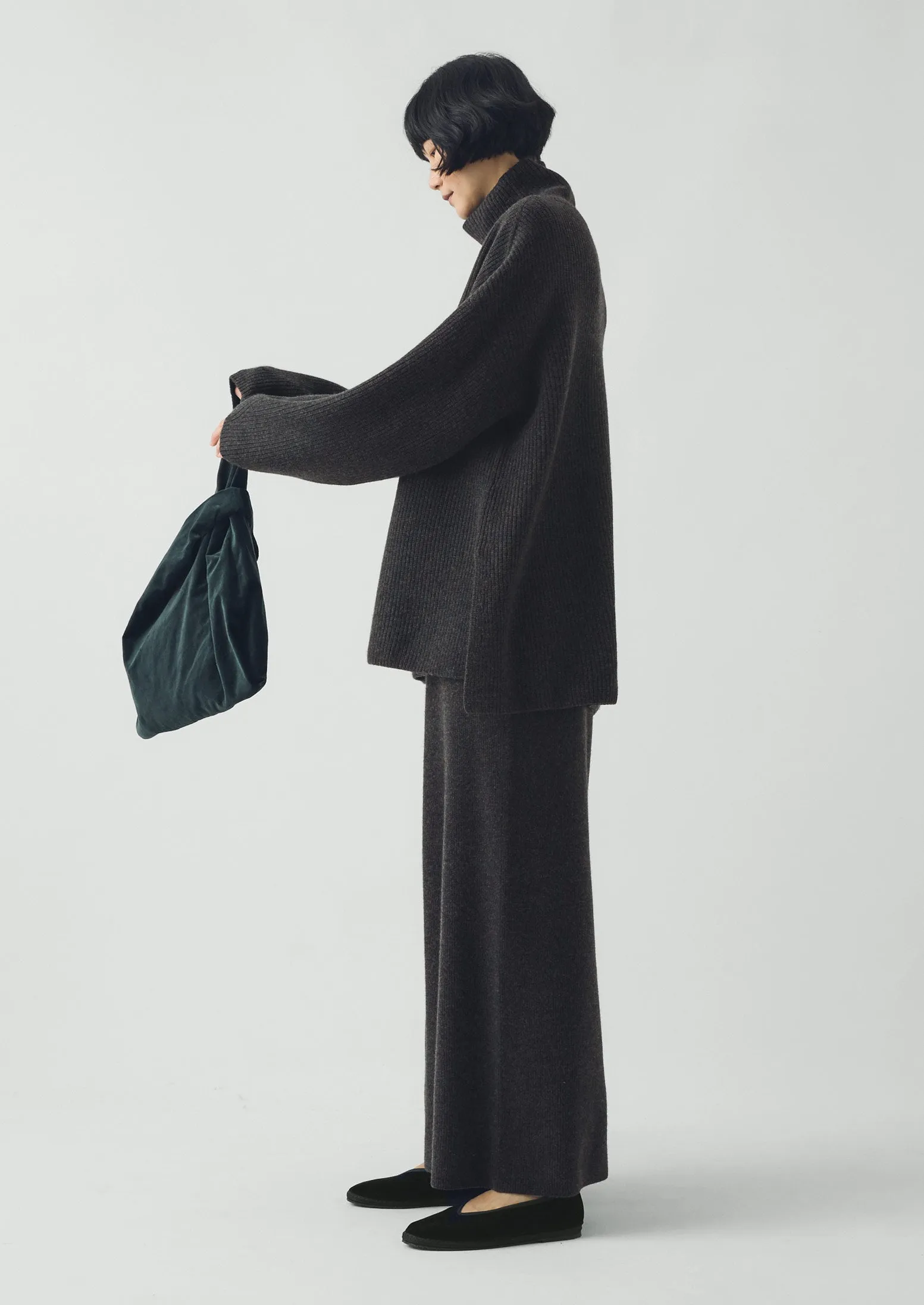 Wool Cashmere Oversized Ribbed Sweater | Charcoal sold by TOAST product image thumbnail 5