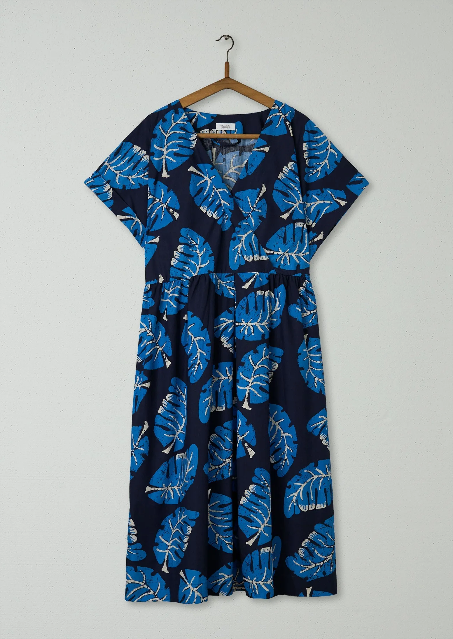 Reworn Leaf Print Dress Size 12 (1317) | Blue sold by TOAST