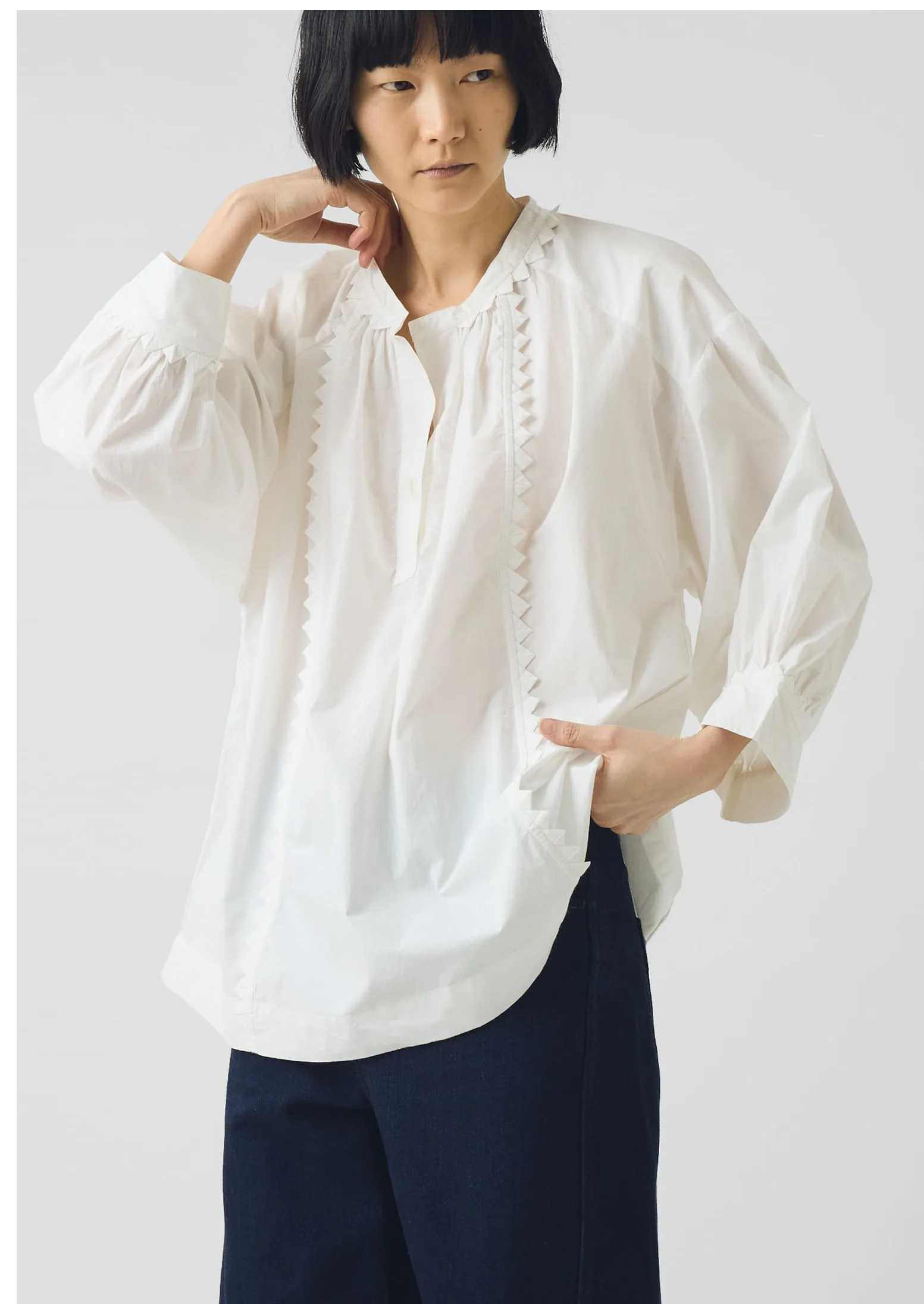 Crockery Edge Cotton Poplin Top | Paper White sold by TOAST product image thumbnail 3