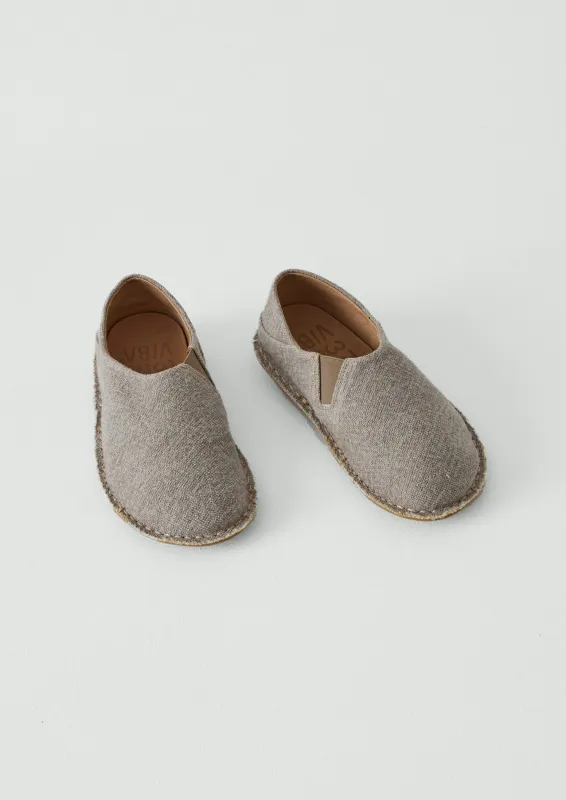 Vibae Zuma Linen Slippers | Sand sold by TOAST