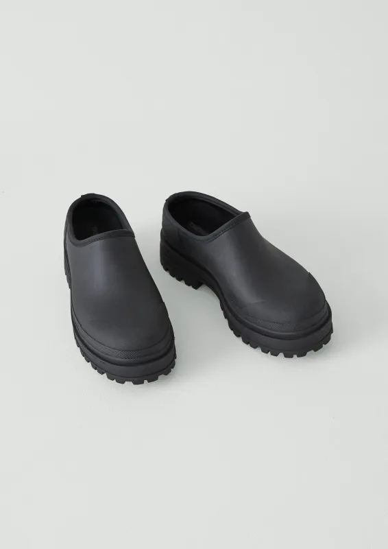 Tretorn Ari Clogs | Black sold by TOAST