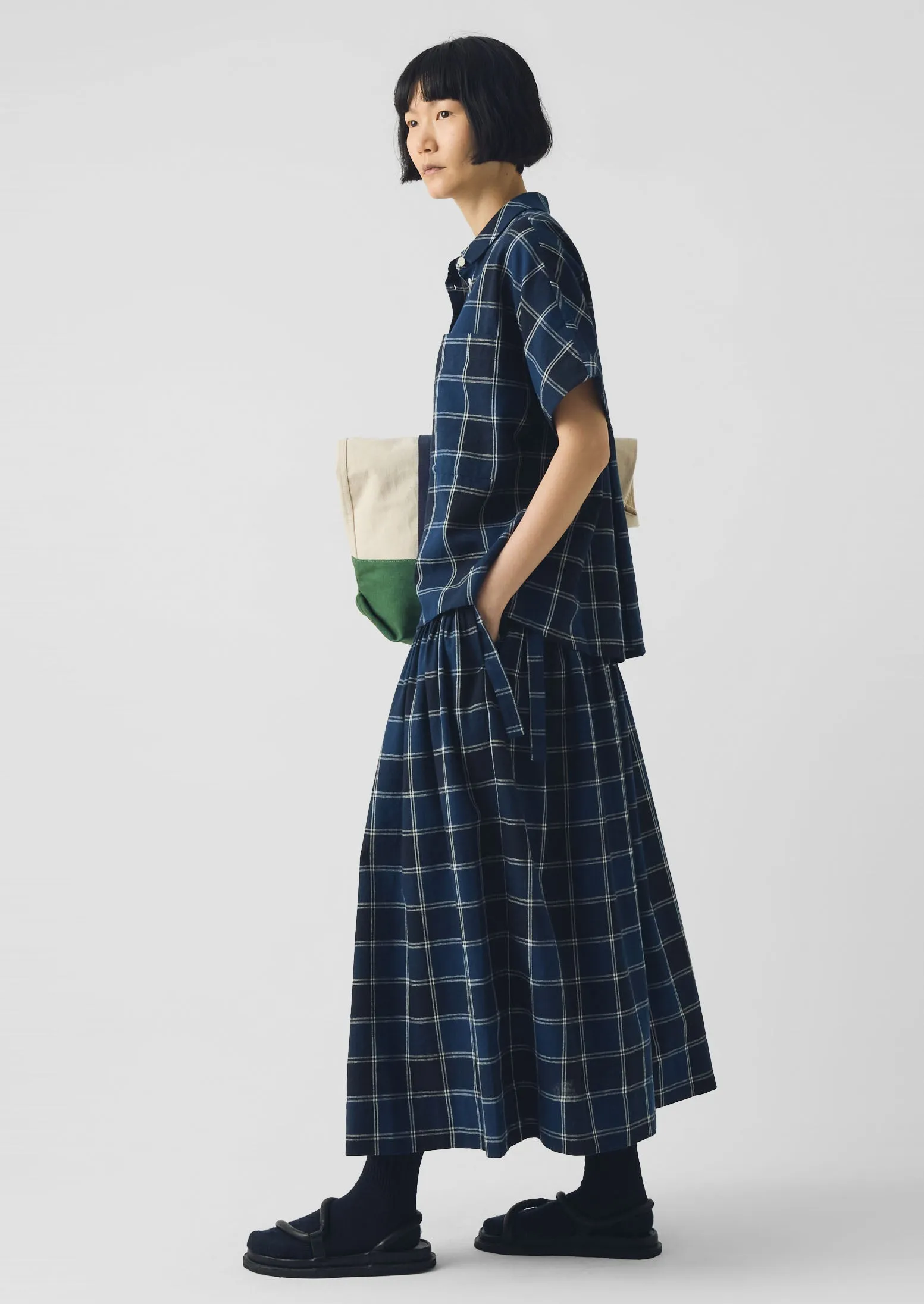 Market Check Pleated Cotton Linen Skirt | Denim Blue sold by TOAST product image thumbnail 5