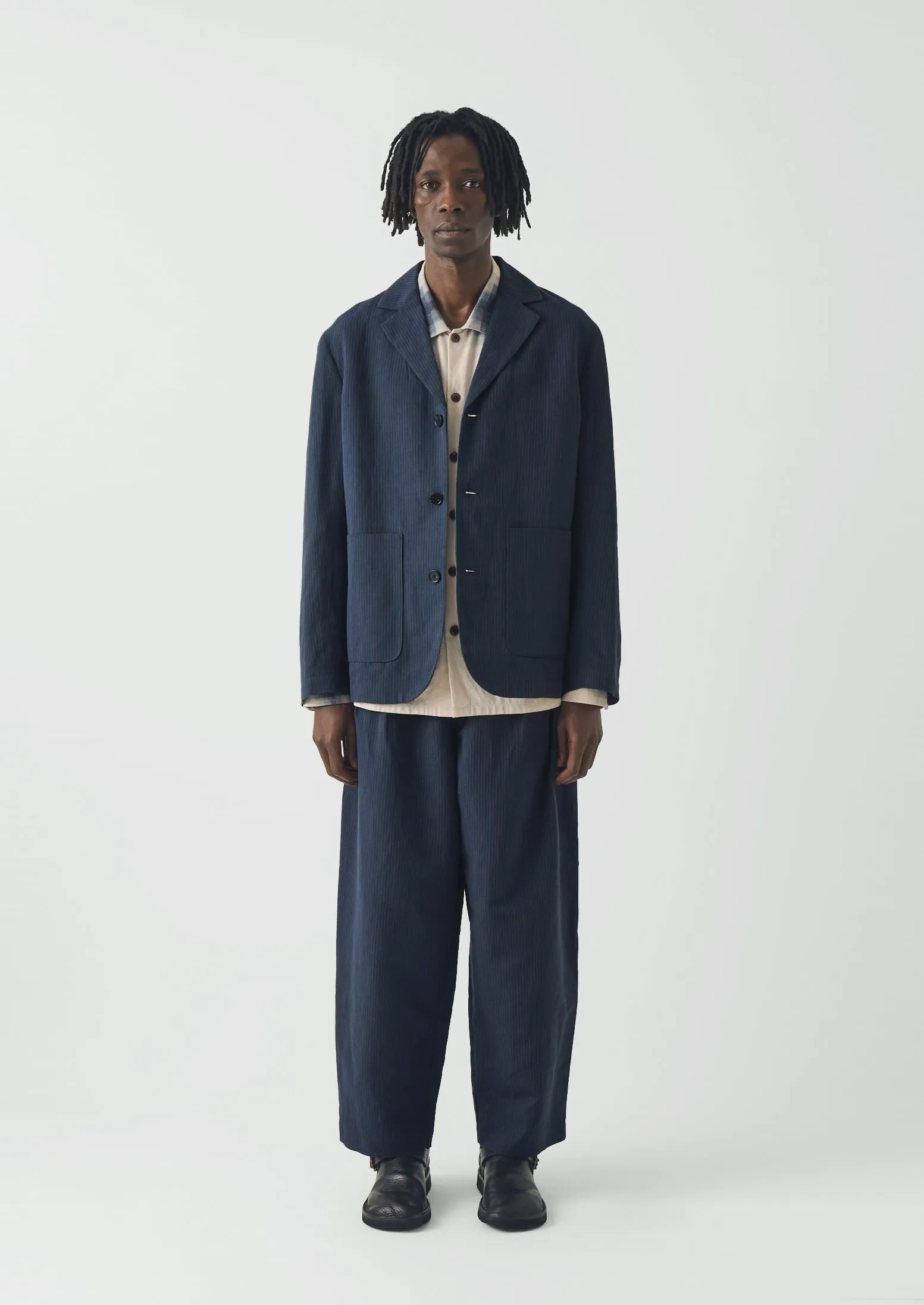 Caspar Stripe Pleat Trousers | Navy/Fawn sold by TOAST product image thumbnail 4