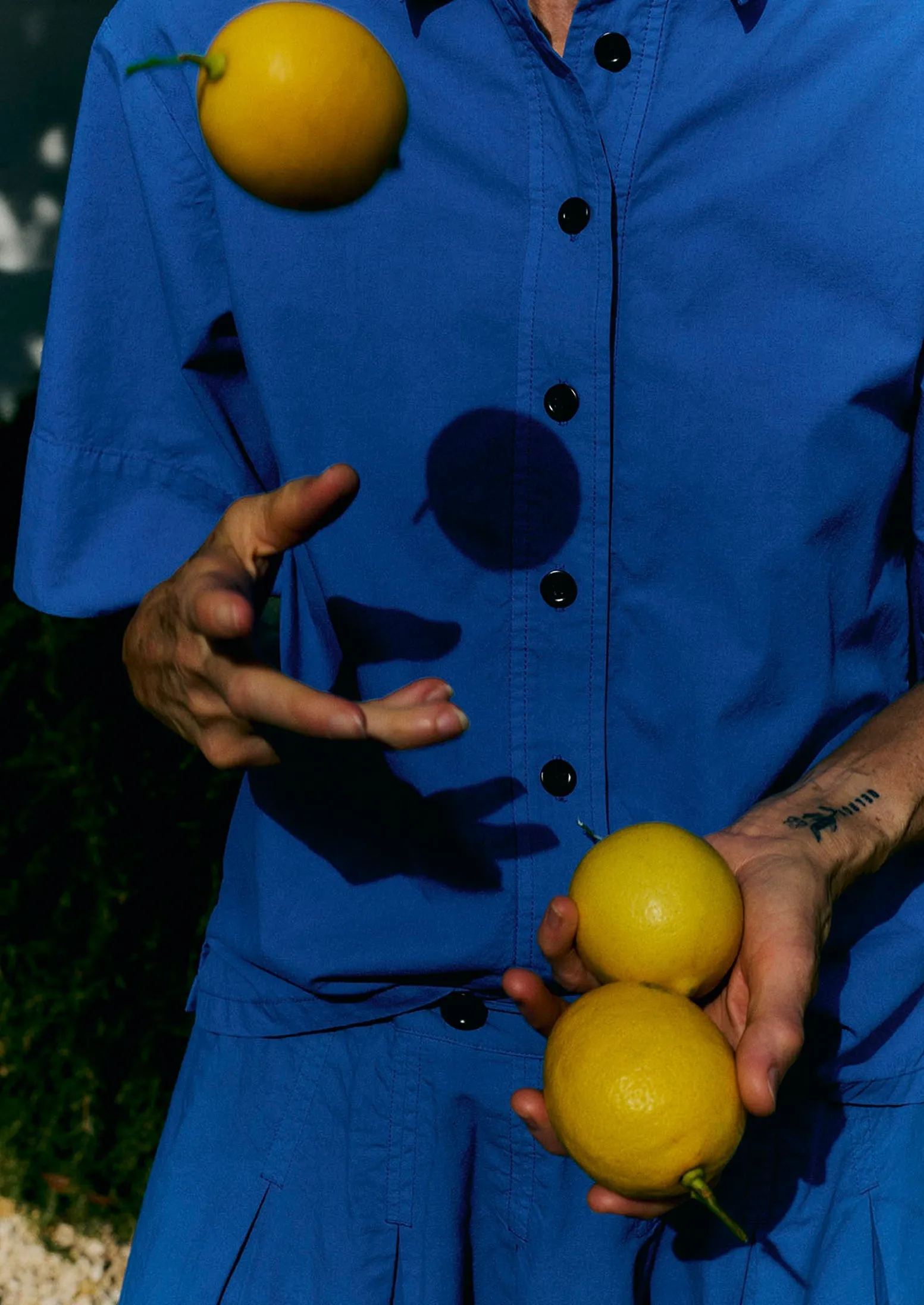 Cotton Linen Poplin Shirt | Enamel Blue sold by TOAST product image thumbnail 2