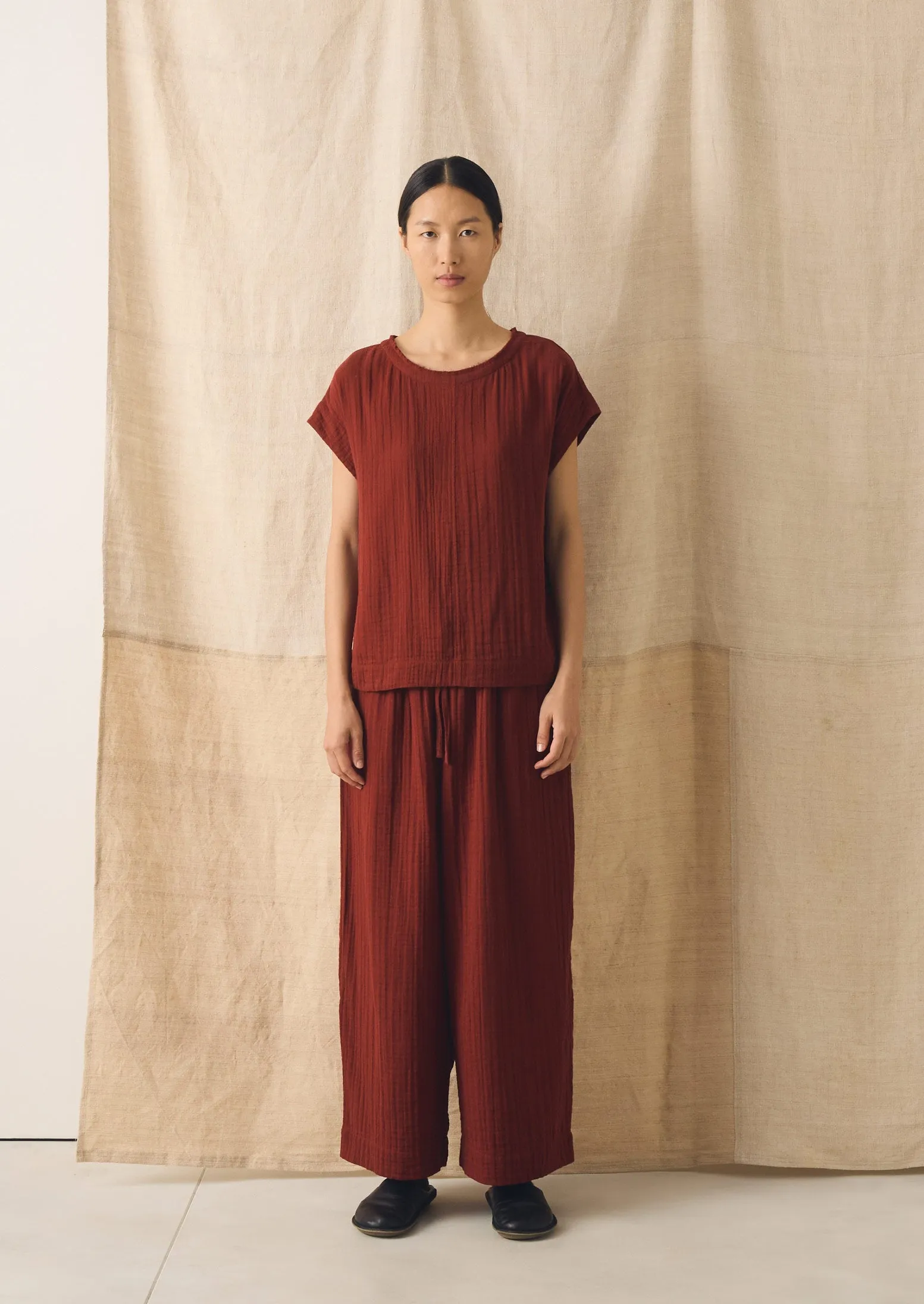 Crinkle Cotton Gauze Top | Tomato Red sold by TOAST product image thumbnail 4