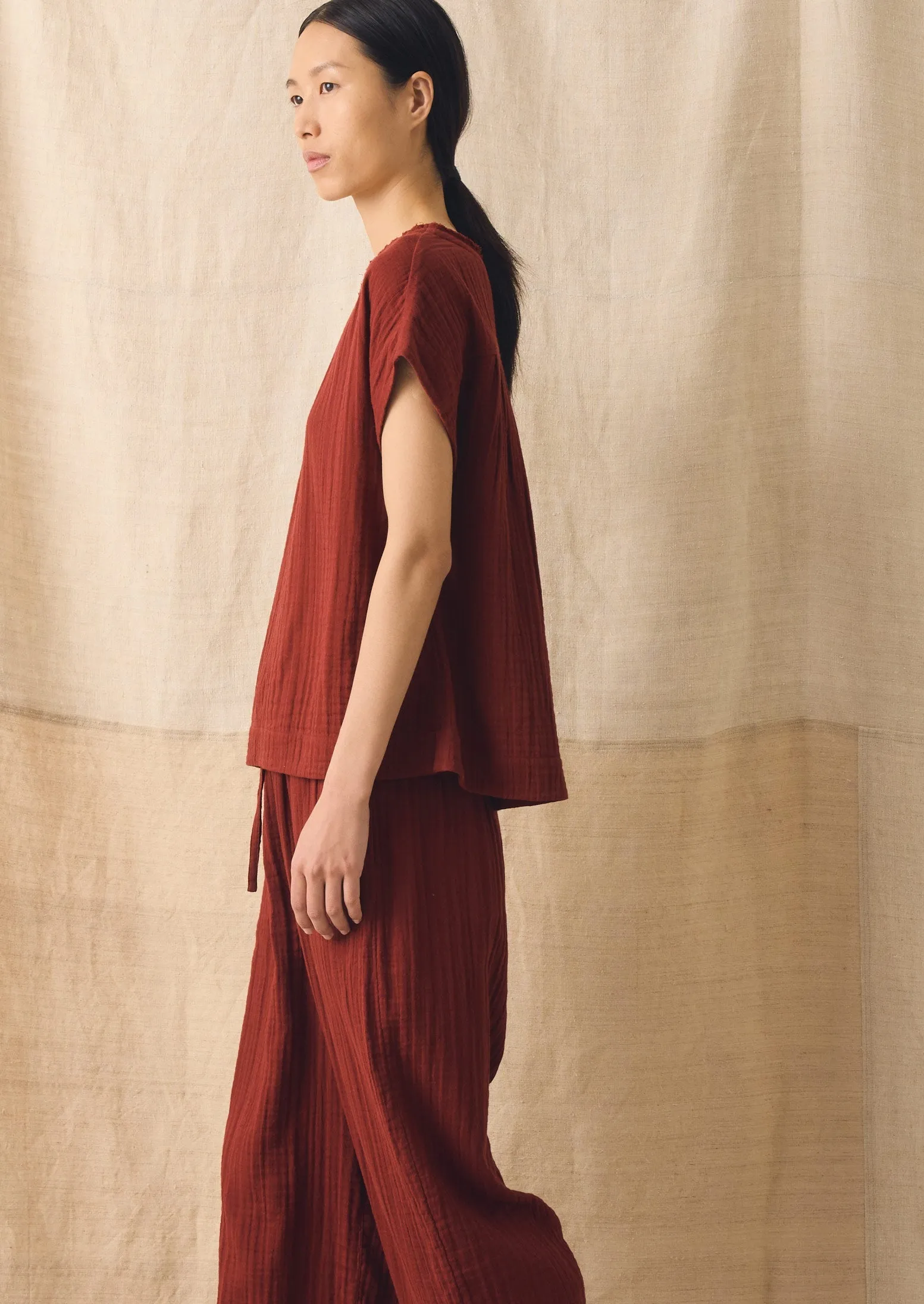 Crinkle Cotton Gauze Top | Tomato Red sold by TOAST product image thumbnail 2