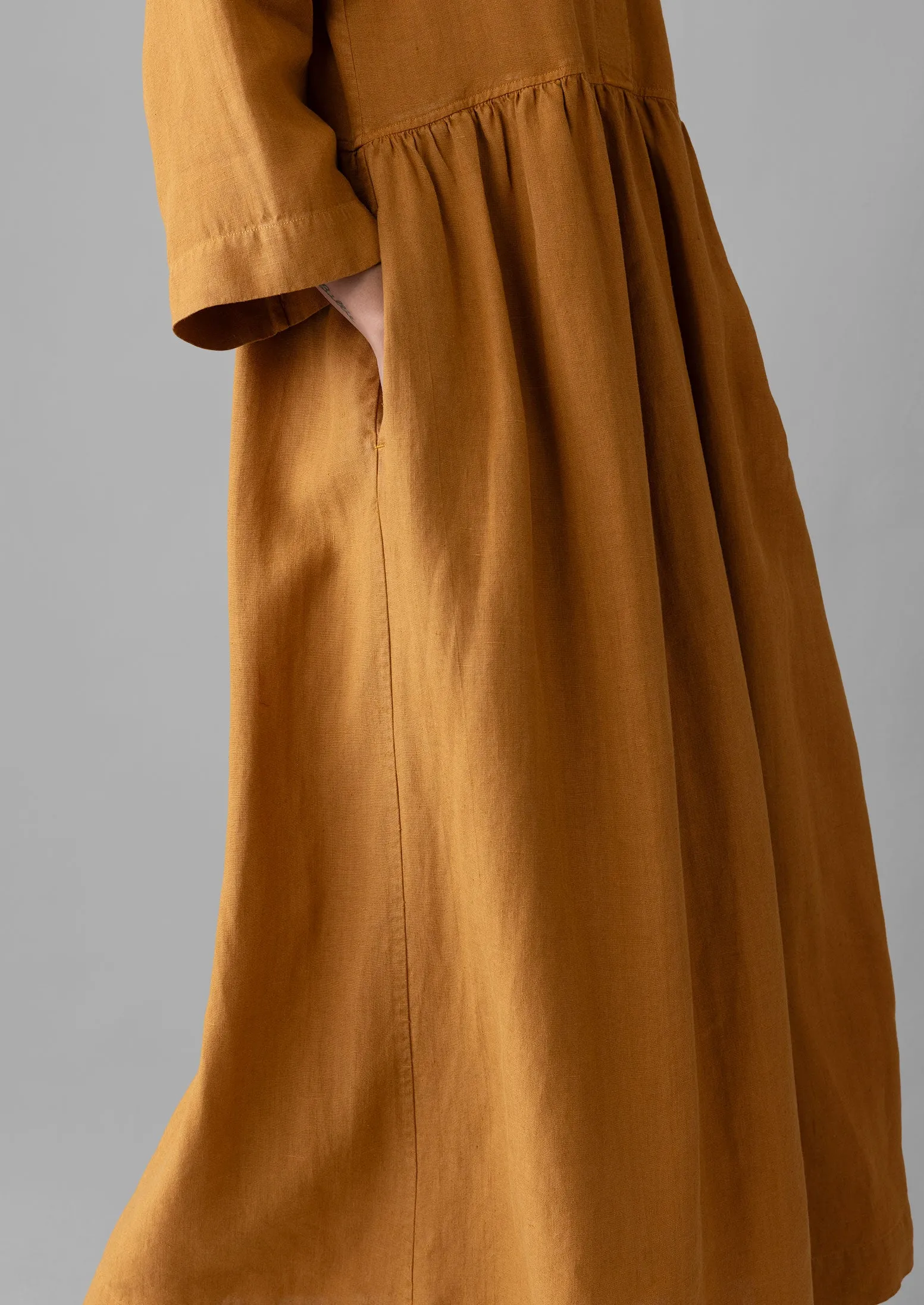 V-Neck Garment Dyed Linen Dress | Caramel sold by TOAST product image thumbnail 5