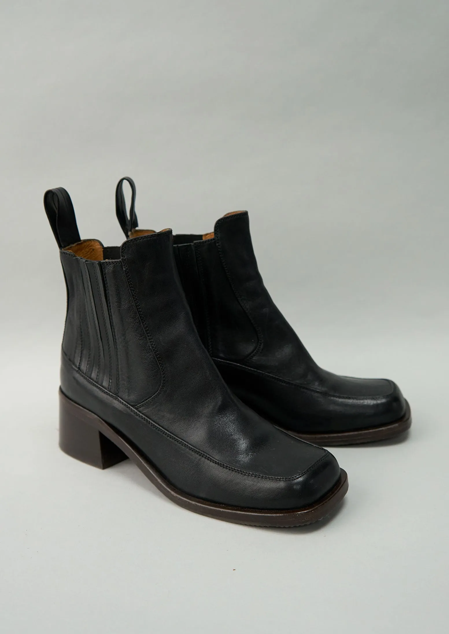 Reworn Chie Mihara Lotte Boots Size 40 (501) | Black sold by TOAST