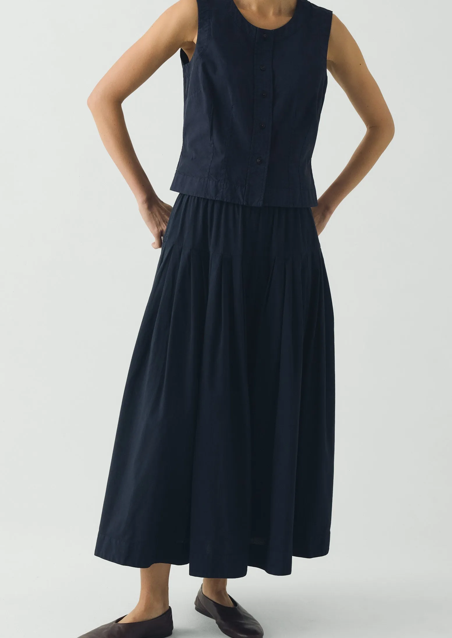 Cotton Linen Poplin Sleeveless Top | Raven Blue sold by TOAST product image thumbnail 5