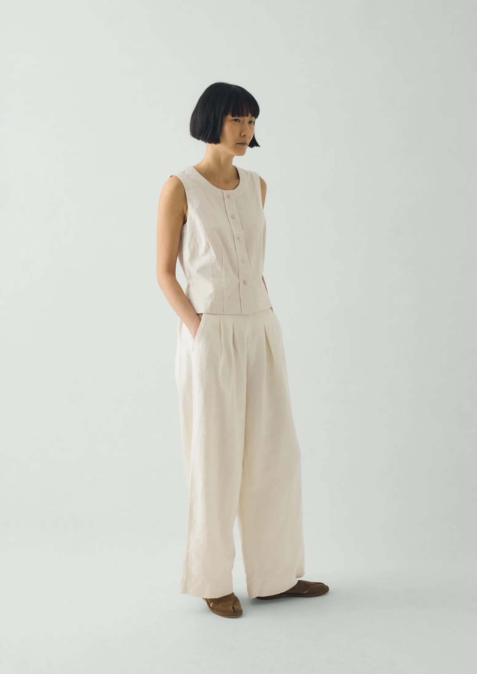 Cotton Linen Poplin Sleeveless Top | Ecru sold by TOAST product image thumbnail 4