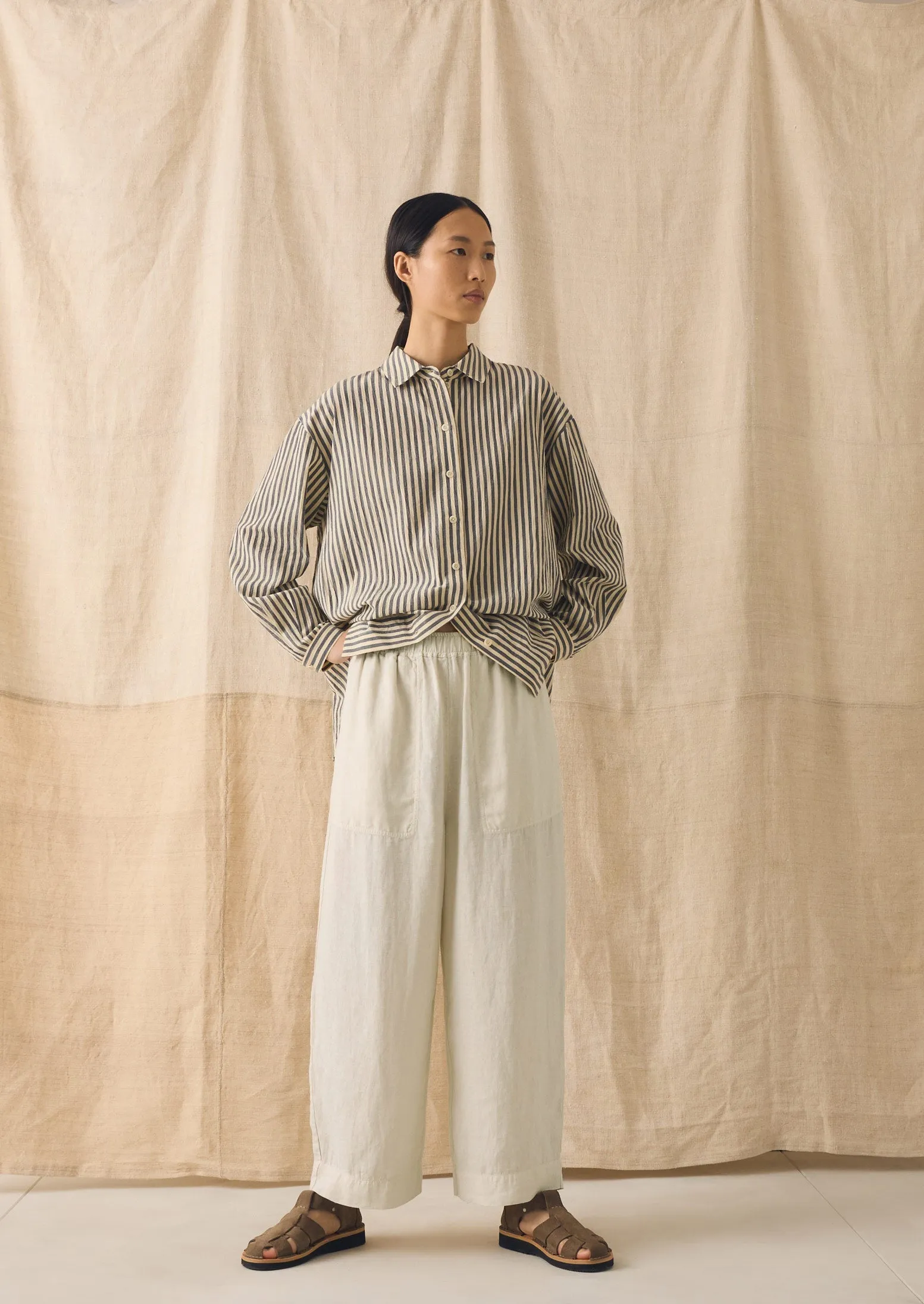 Garment Dyed Linen Barrel Leg Trousers | Oat sold by TOAST product image thumbnail 2