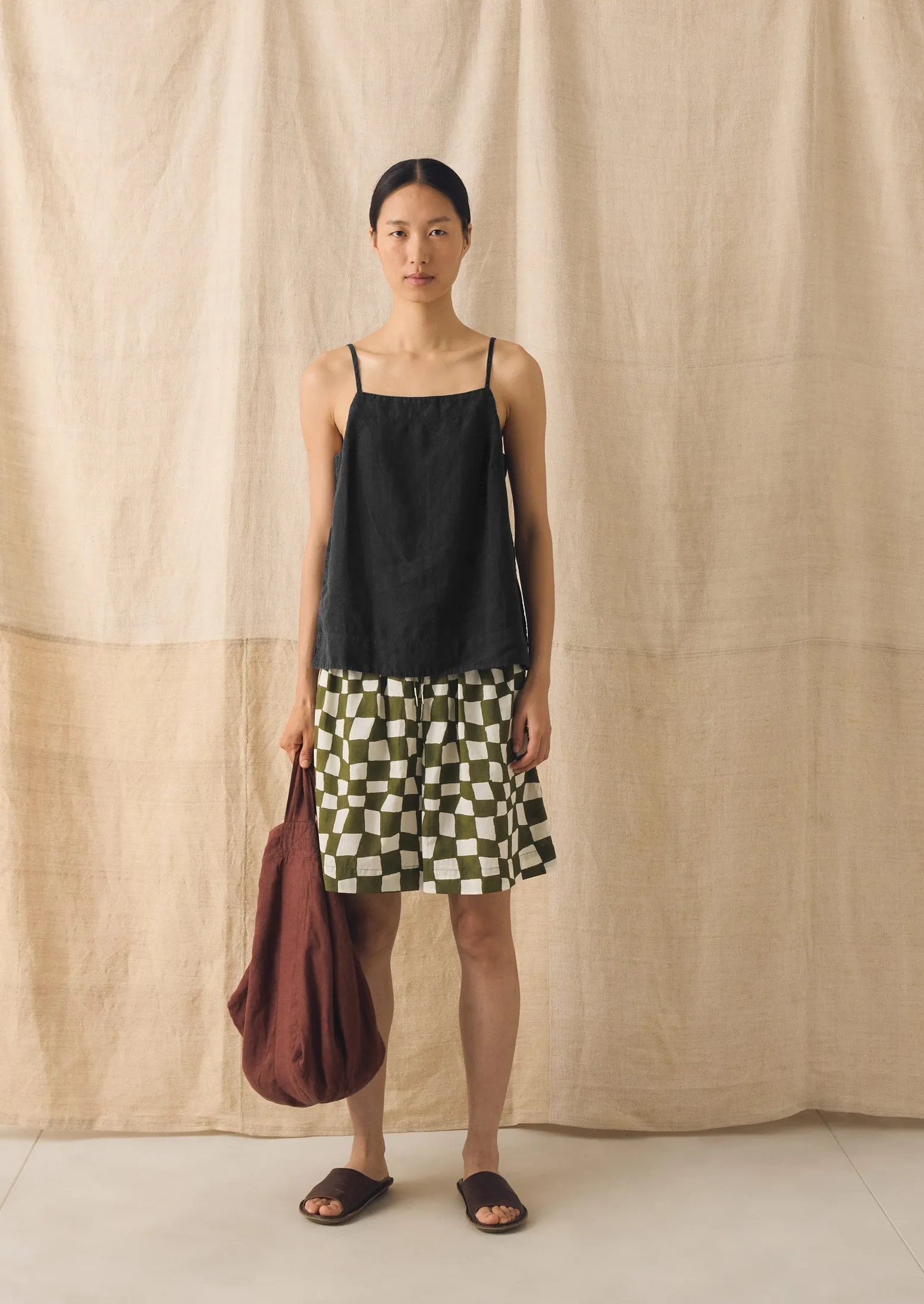 Square Neck Garment Dyed Linen Tank | Black Pepper sold by TOAST product image thumbnail 4