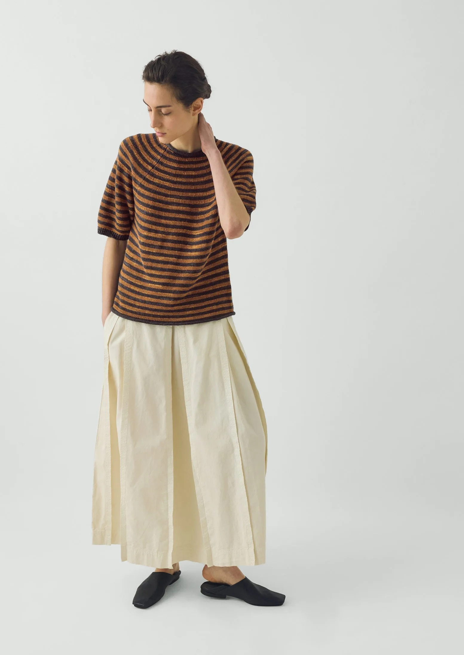 Cotton Linen Poplin Box Pleat Skirt | Ecru sold by TOAST product image thumbnail 2