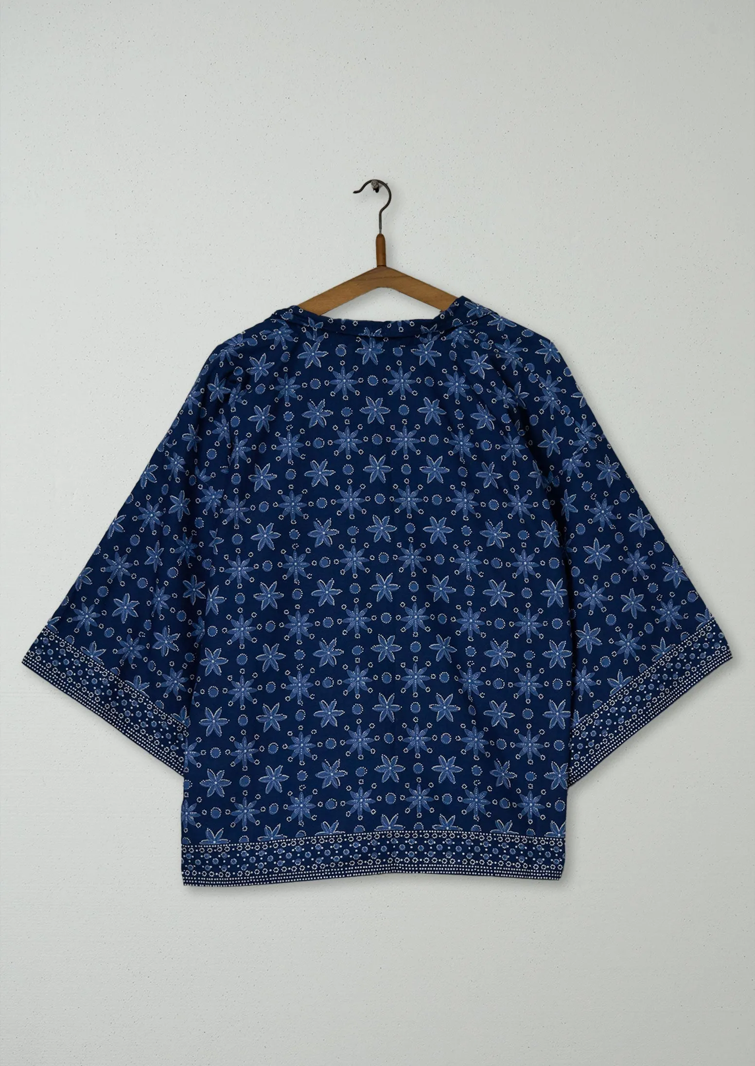Reworn Starfish Print Lounge Jacket Size XXS (081) | Multi sold by TOAST product image thumbnail 2