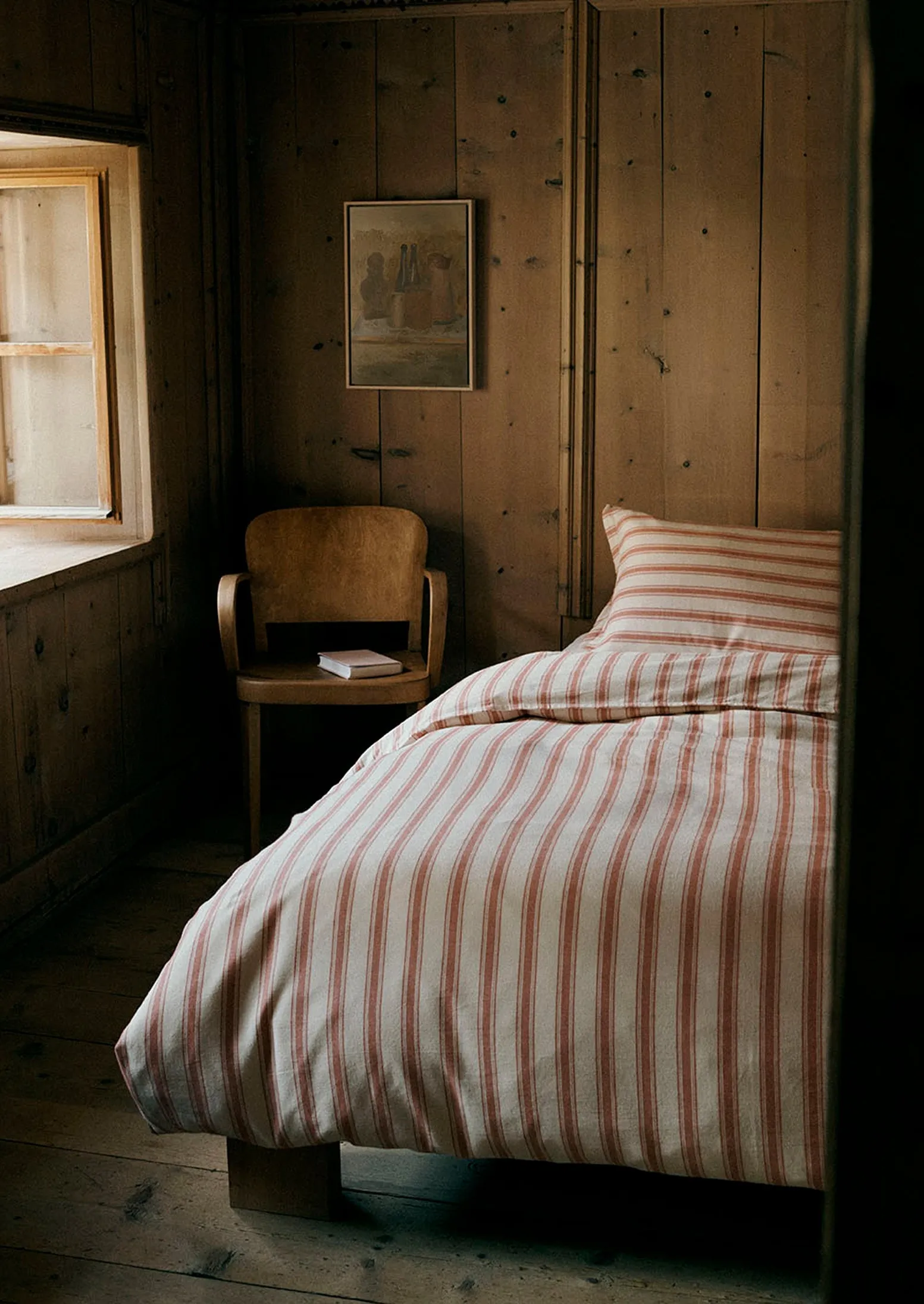 Fjord Flannel Stripe Oxford Pillowcase Set | Rosehip/Ecru sold by TOAST product image thumbnail 4