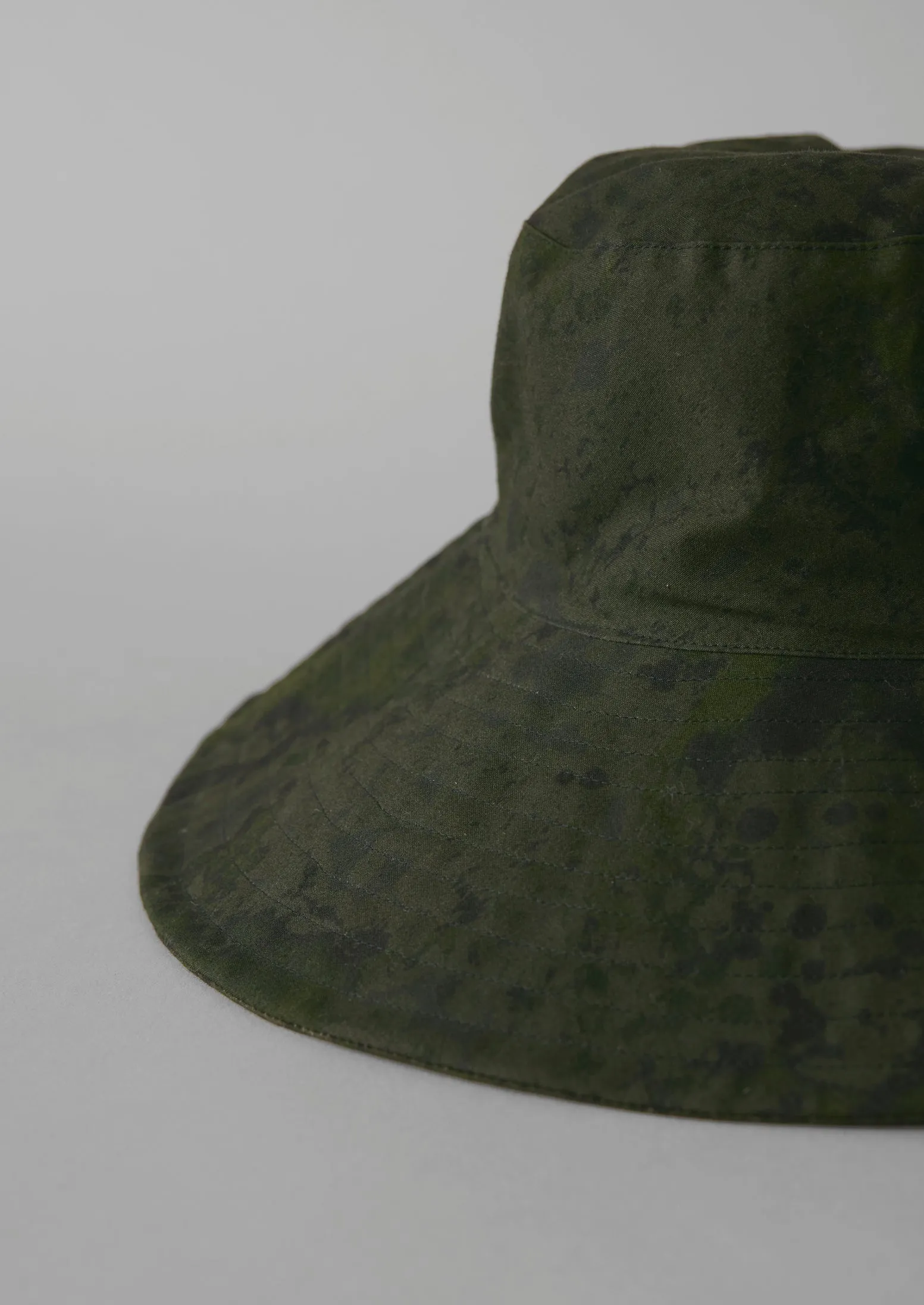 Muehlbauer Waxed Cotton Tie Hat | Forest sold by TOAST product image thumbnail 4