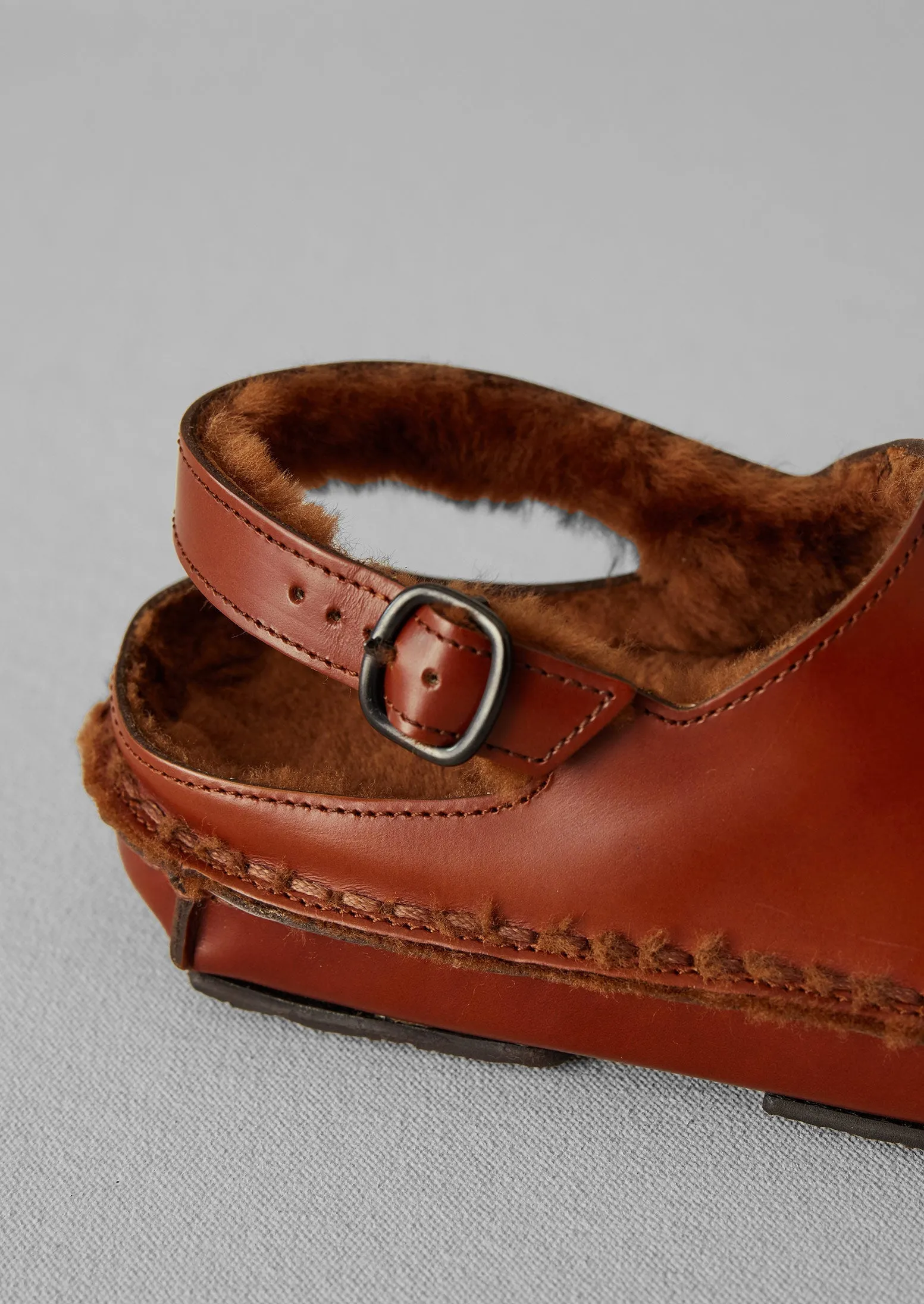 Hereu Cargol Sheepskin Mules | Tan sold by TOAST product image thumbnail 3