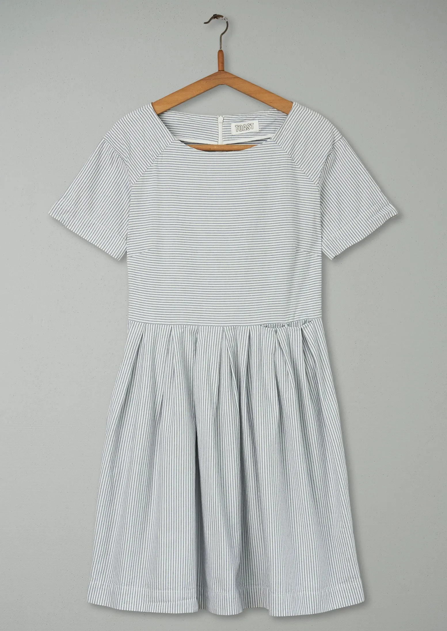 Reworn Ella Dress Size 10 (495) | Navy/White sold by TOAST