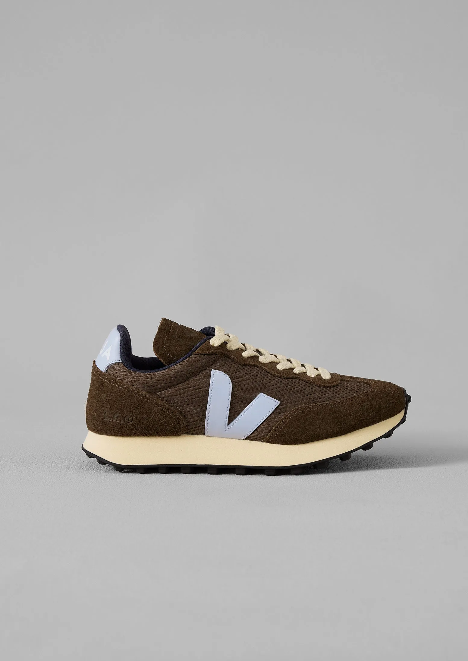 Veja Rio Branco Trainers | Brown sold by TOAST product image thumbnail 3